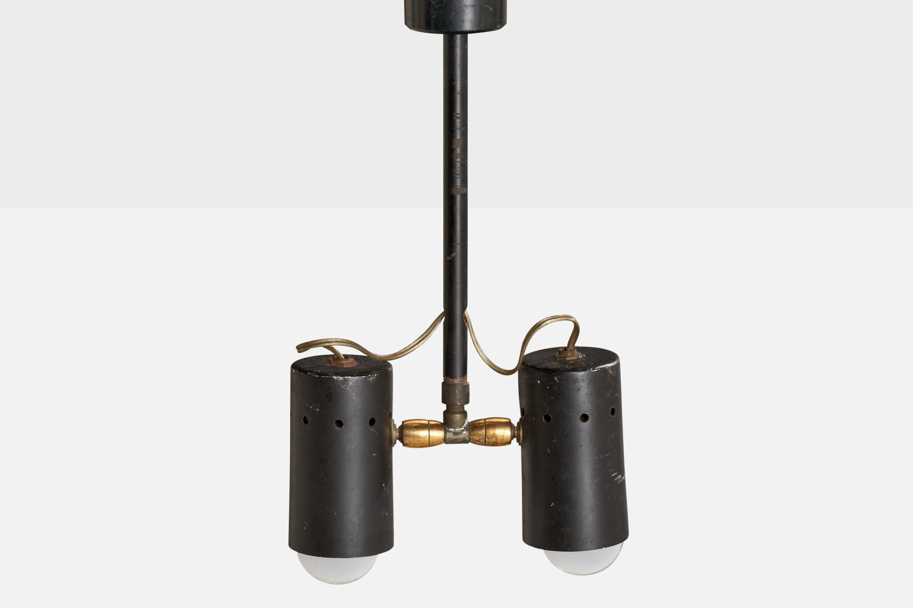 Italienischer Designer, Kronleuchter, Messing, Metall, Italien, 1950er Jahre (Mitte des 20. Jahrhunderts) im Angebot