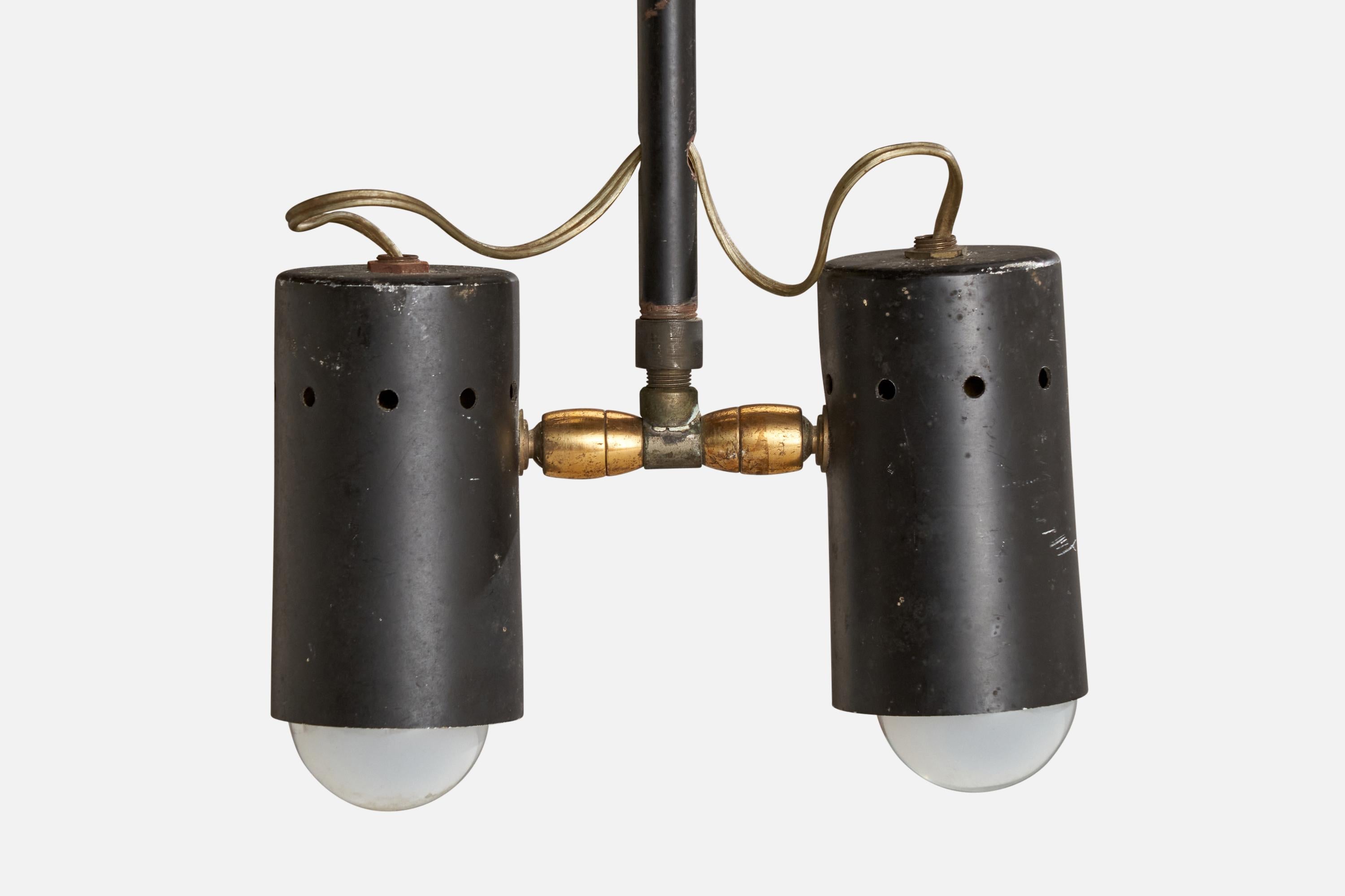Italienischer Designer, Kronleuchter, Messing, Metall, Italien, 1950er Jahre im Angebot 1