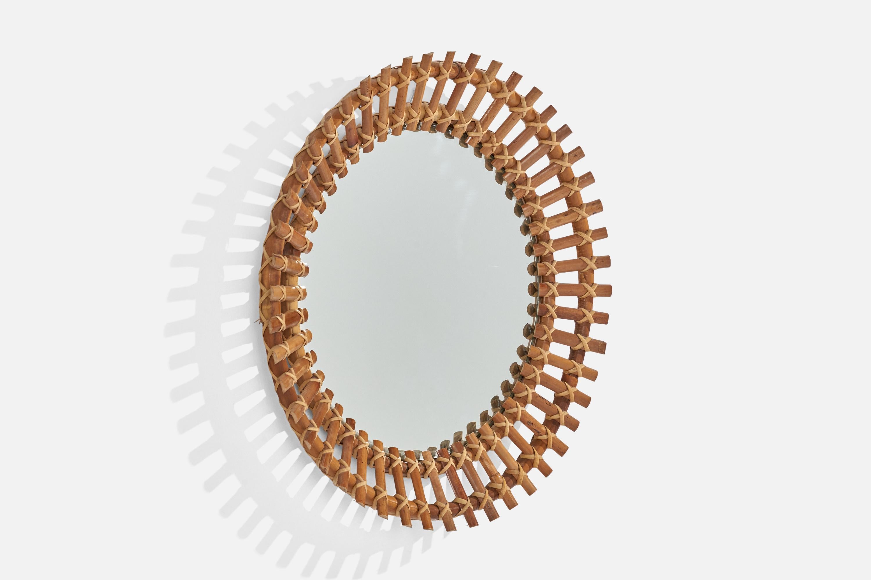 Mid-Century Modern Miroir mural circulaire de designer italien, rotin, miroir en verre, Italie, C.C. 1950s en vente