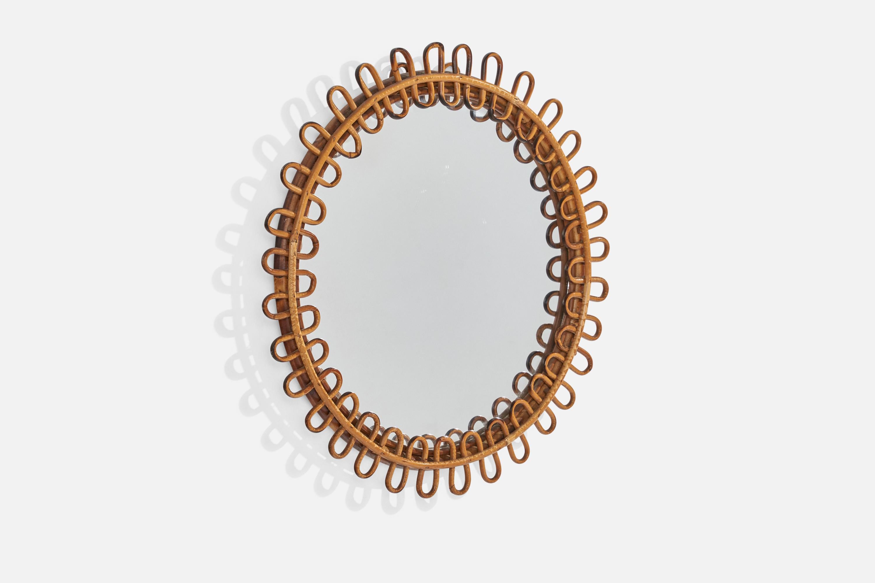 Mid-Century Modern Designer italien, miroir mural circulaire, rotin, verre de miroir, Italie, vers les années 1950 en vente