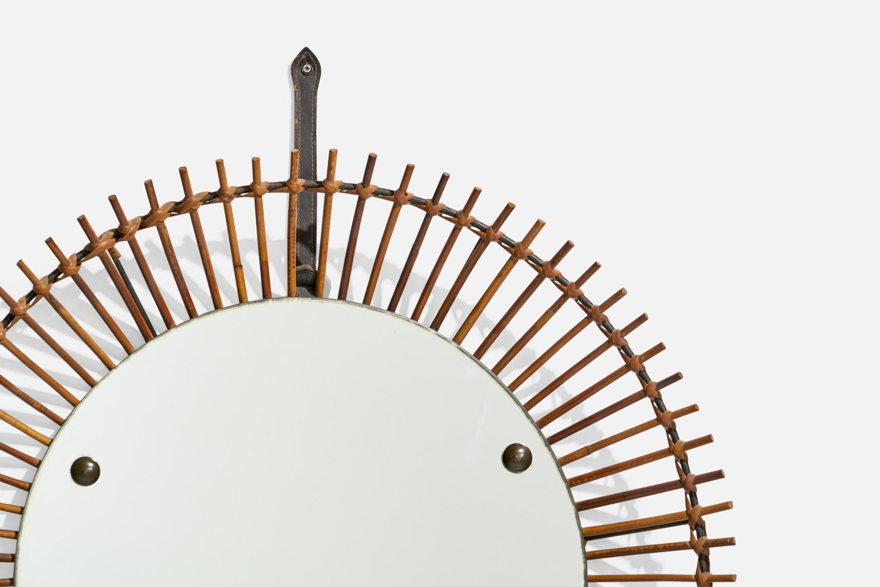 Italian Designer, Circular Wall Mirror, Rattan, Mirror Glass, Italy, C. 1950s In Good Condition For Sale In High Point, NC