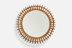 Italienischer italienischer Designer, runder Wandspiegel, Rattan, Spiegelglas, Italien, ca. 1950er Jahre