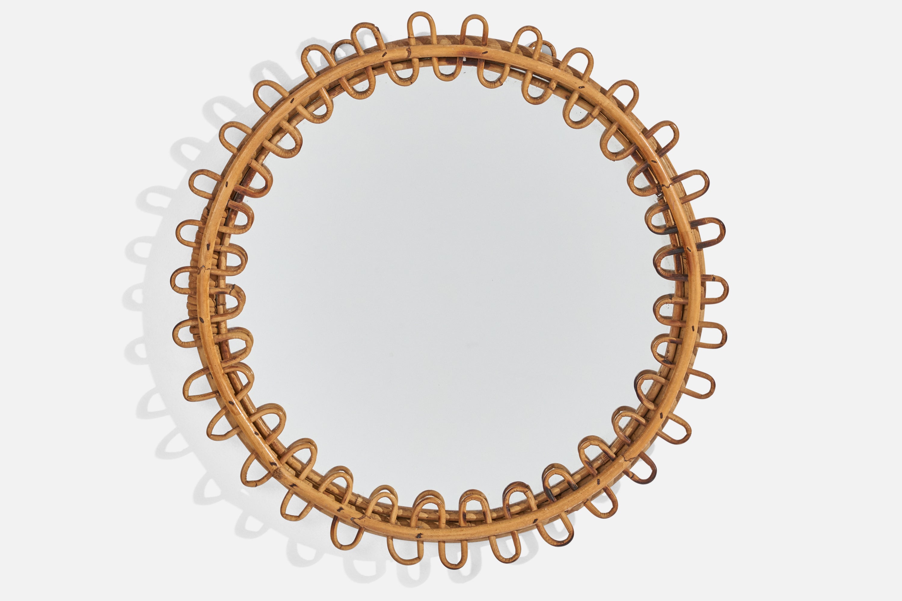 Italienischer italienischer Designer, runder Wandspiegel, Rattan, Spiegelglas, Italien, ca. 1950er Jahre