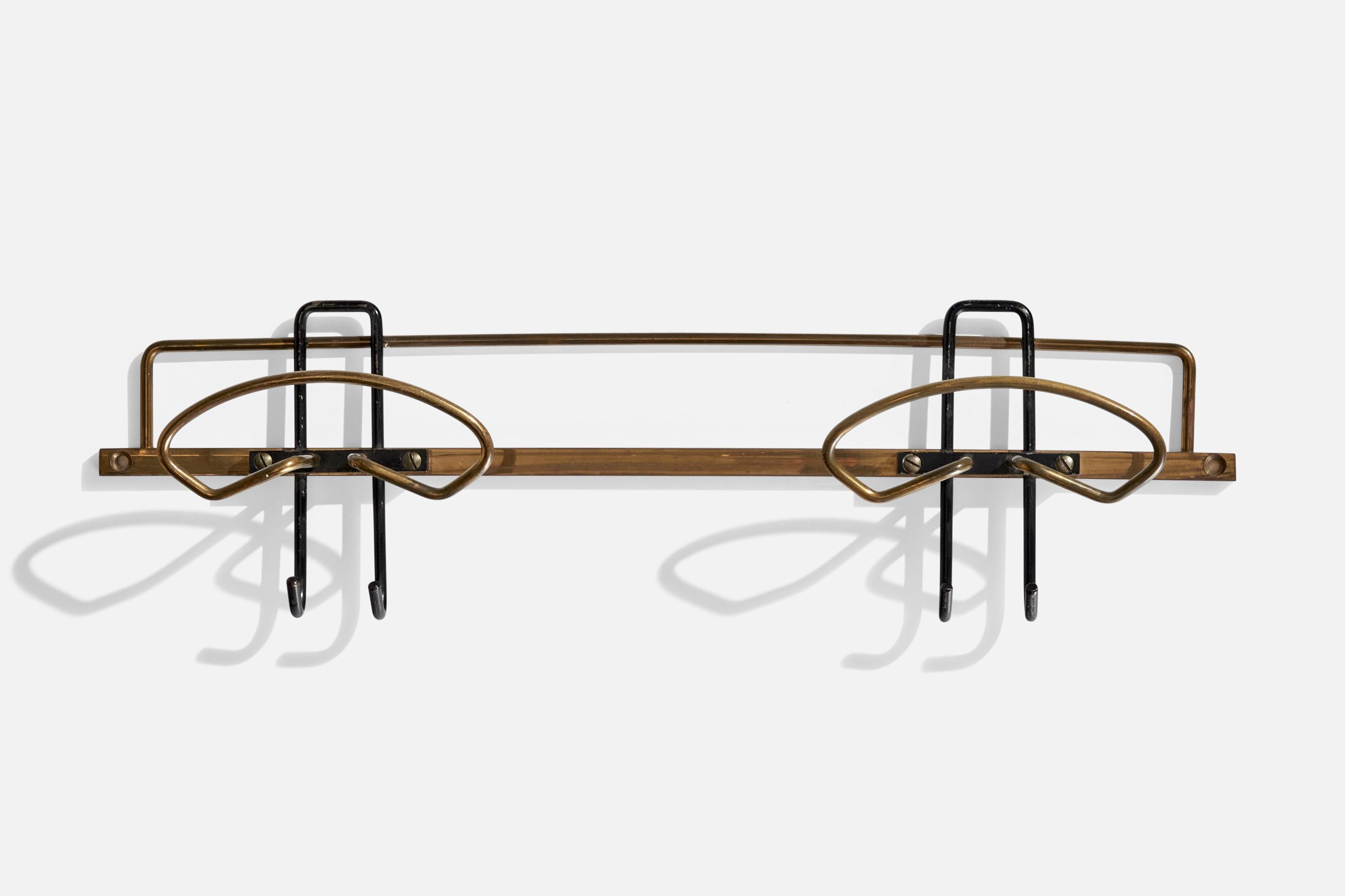 Italian Designer, Coat Hanger, Metal, Brass, Italy, 1950s In Good Condition For Sale In High Point, NC