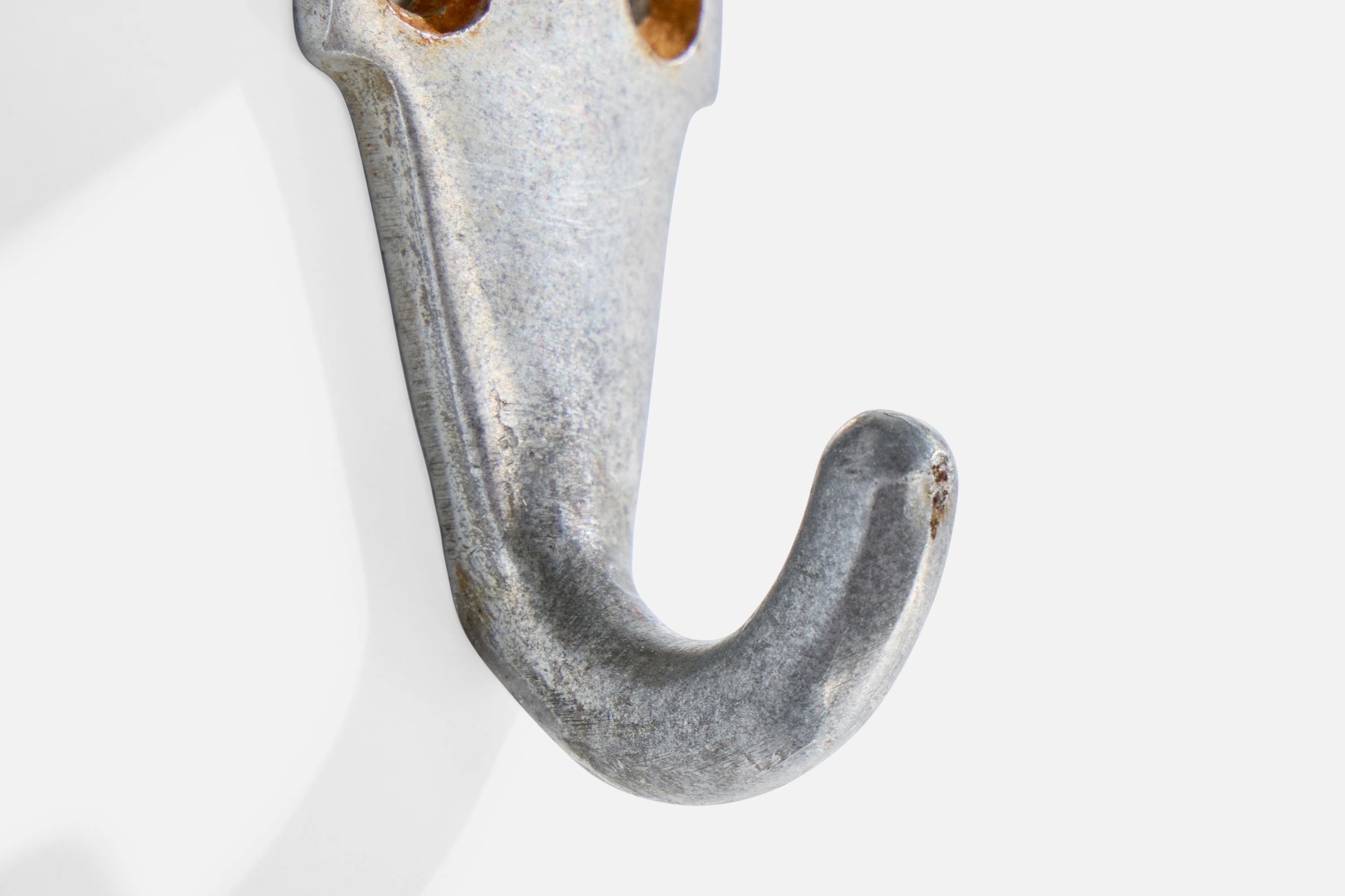 Italian Designer, Coat Hangers, Aluminum, Italy, 1930s For Sale 3