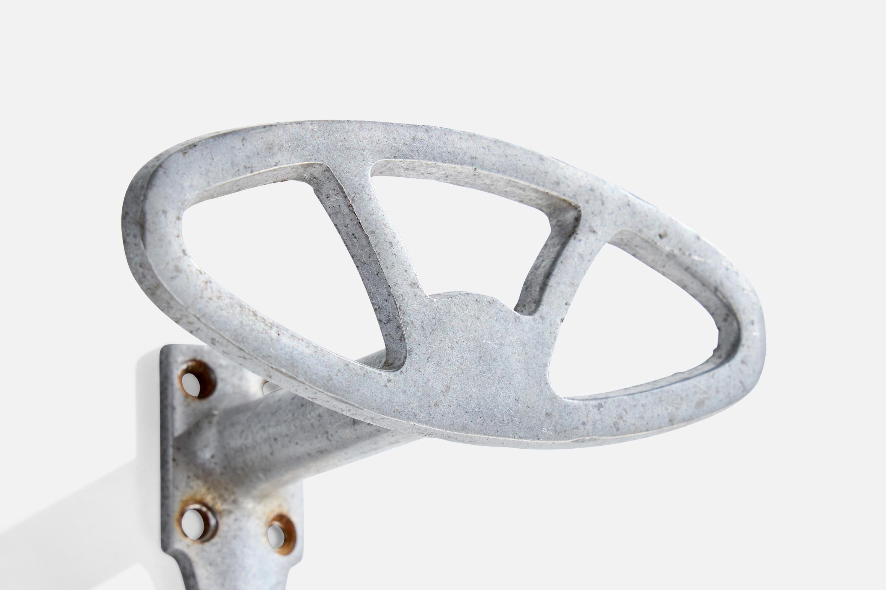 Italian Designer, Coat Hangers, Aluminum, Italy, 1930s For Sale 4