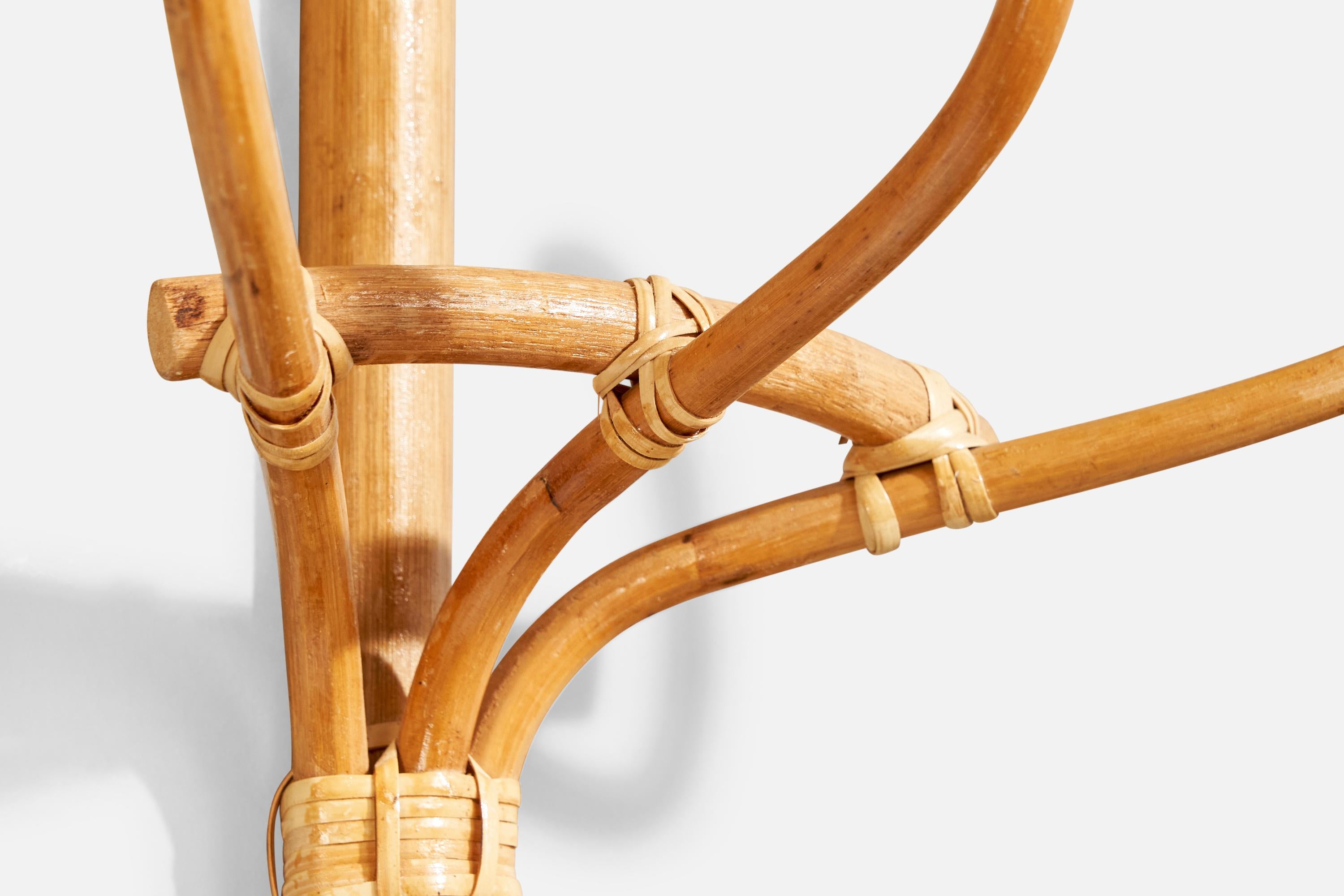 Designer italiano, appendiabiti, bambù, rattan, Italia, anni '70 in vendita 2