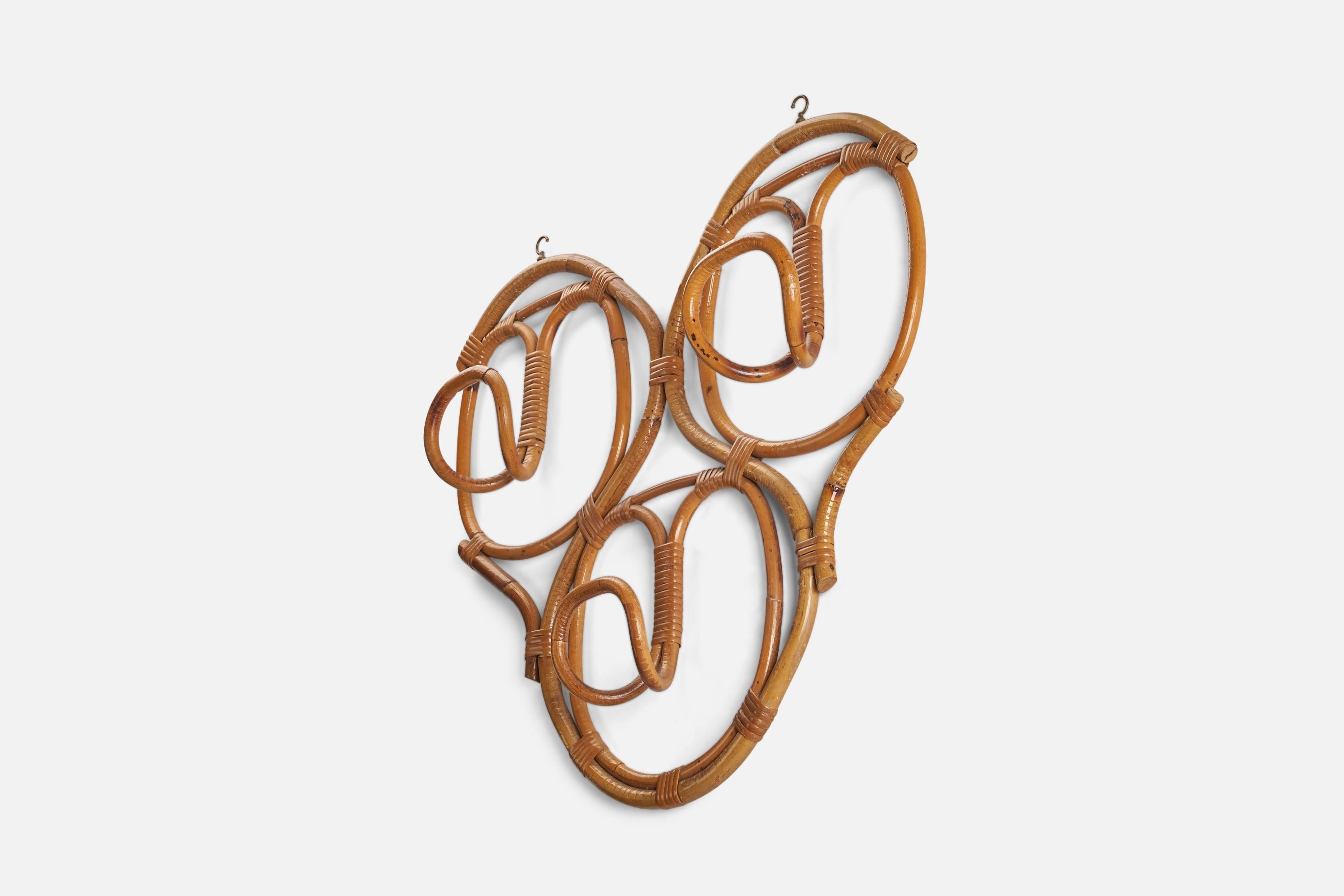 Appendiabiti di design italiano, bambù, rattan, Italia, anni '1960 In condizioni buone in vendita a High Point, NC