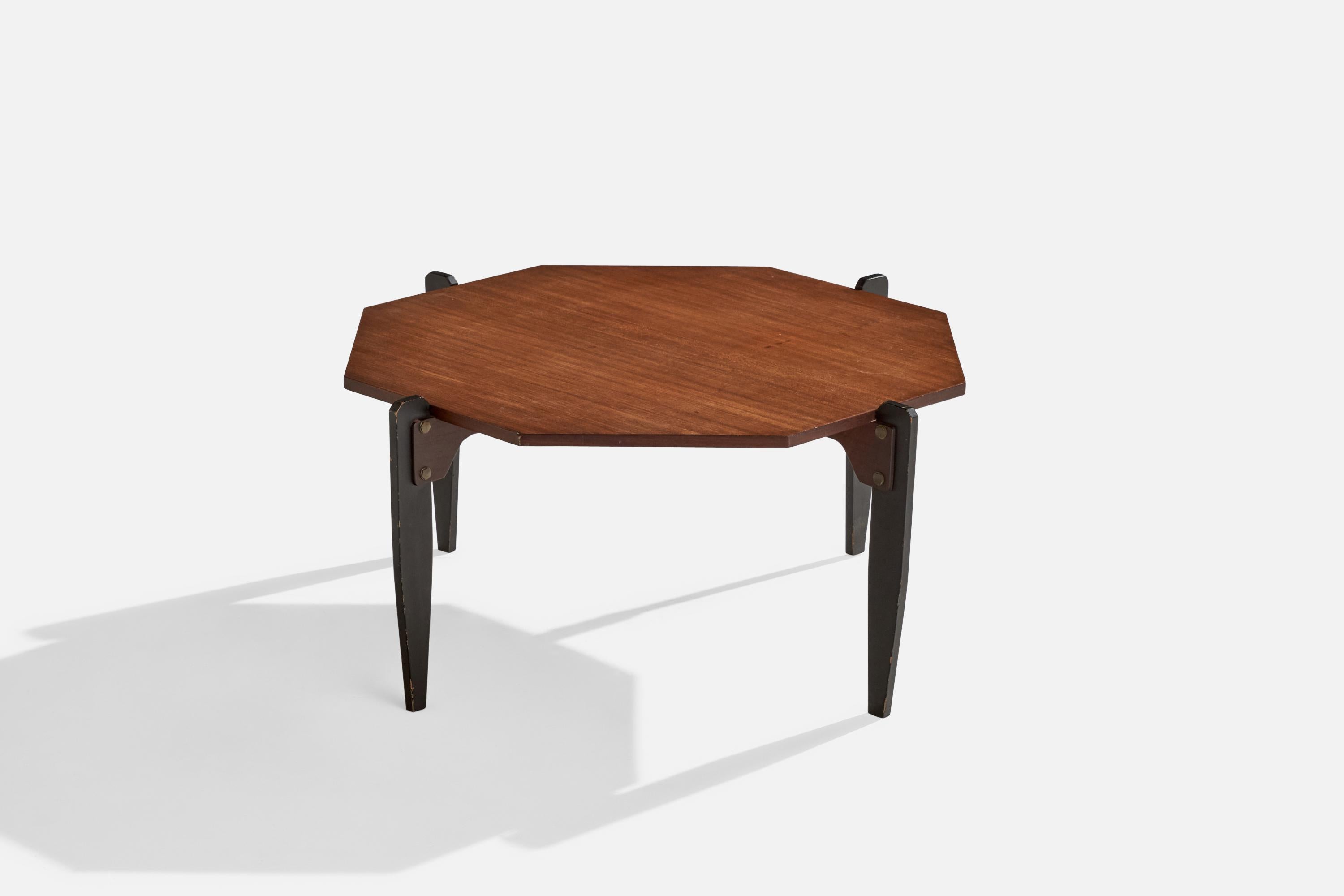 Mid-Century Modern Italian Designer, Coffee Table, Teak, Wood, Brass, Italy, 1950s For Sale