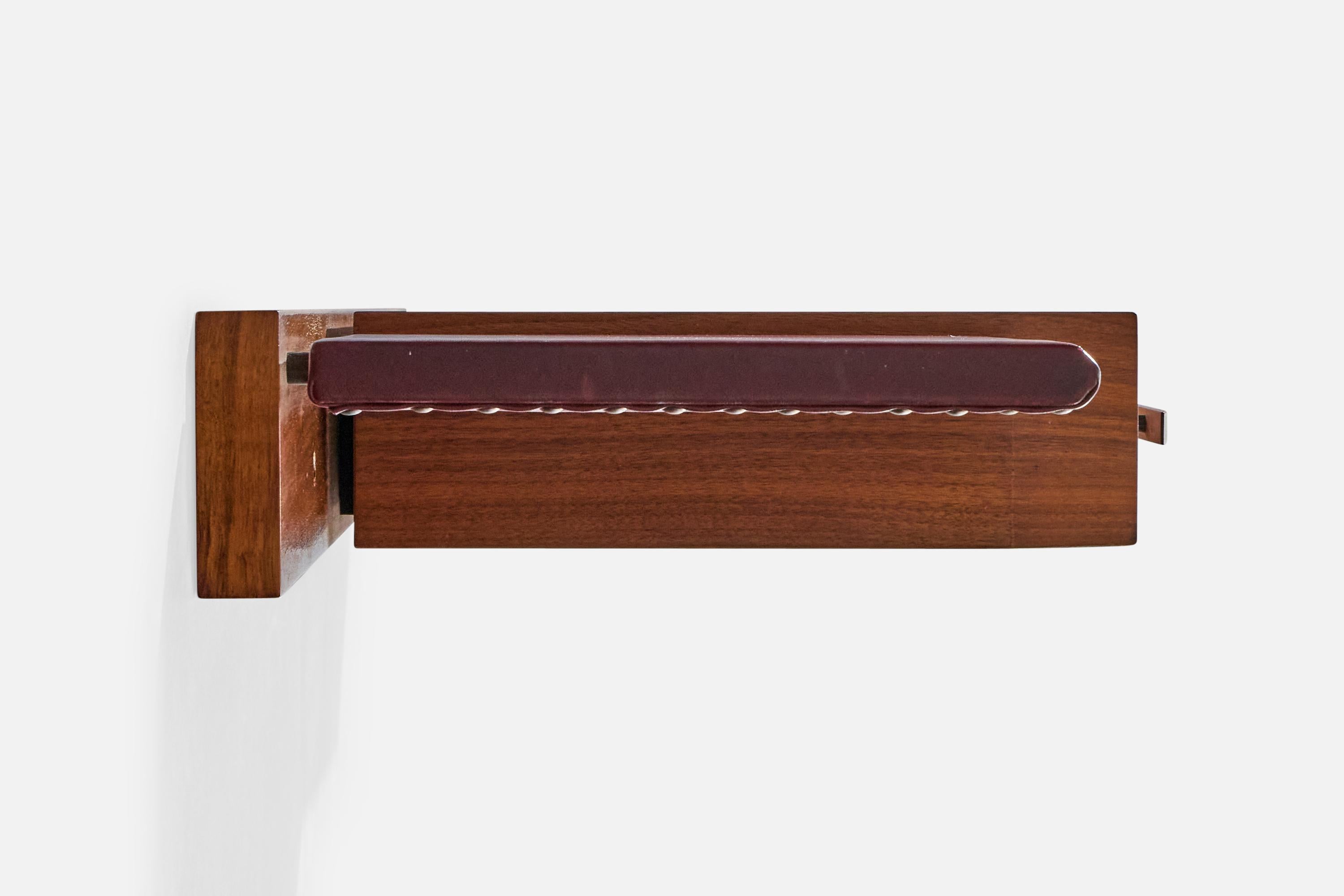 Diseñador italiano, Mesa consola, Nogal, Vinilo, Italia, Años 50 Italiano en venta