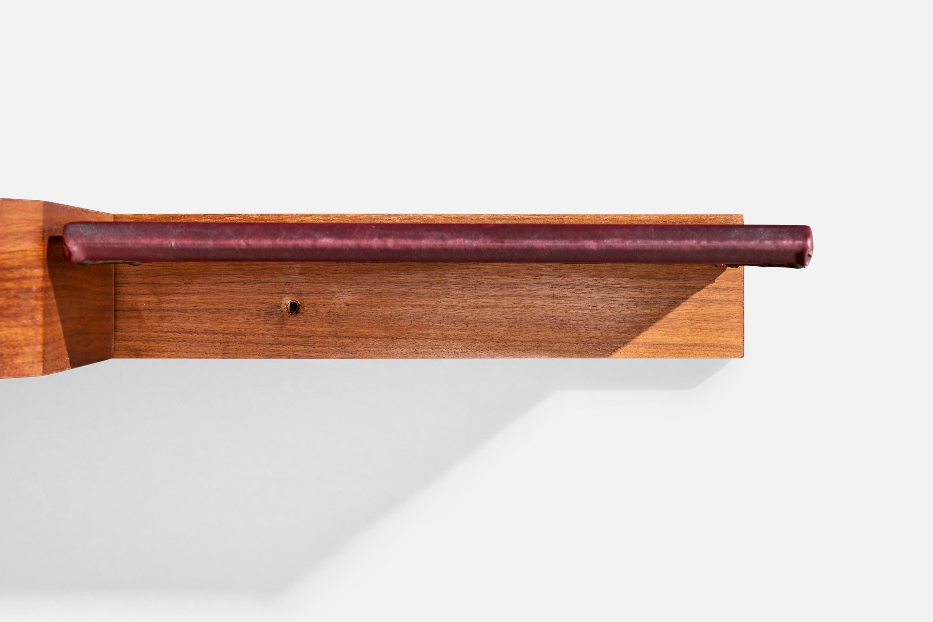 Diseñador italiano, Mesa consola, Nogal, Vinilo, Italia, Años 50 Cuero en venta