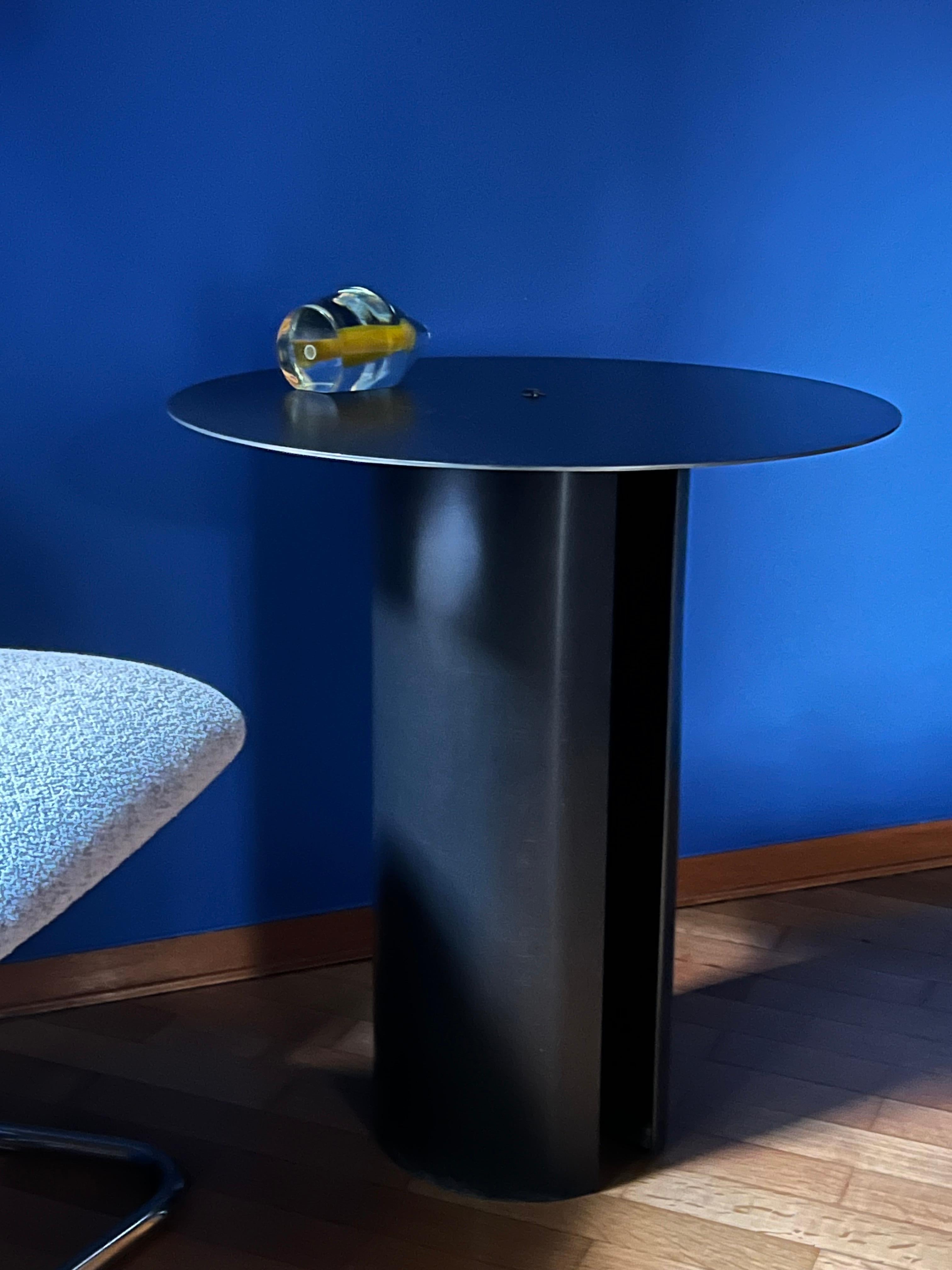 Table de salle à manger contemporaine du 21e siècle en métal brûlé de designer italien en vente 6