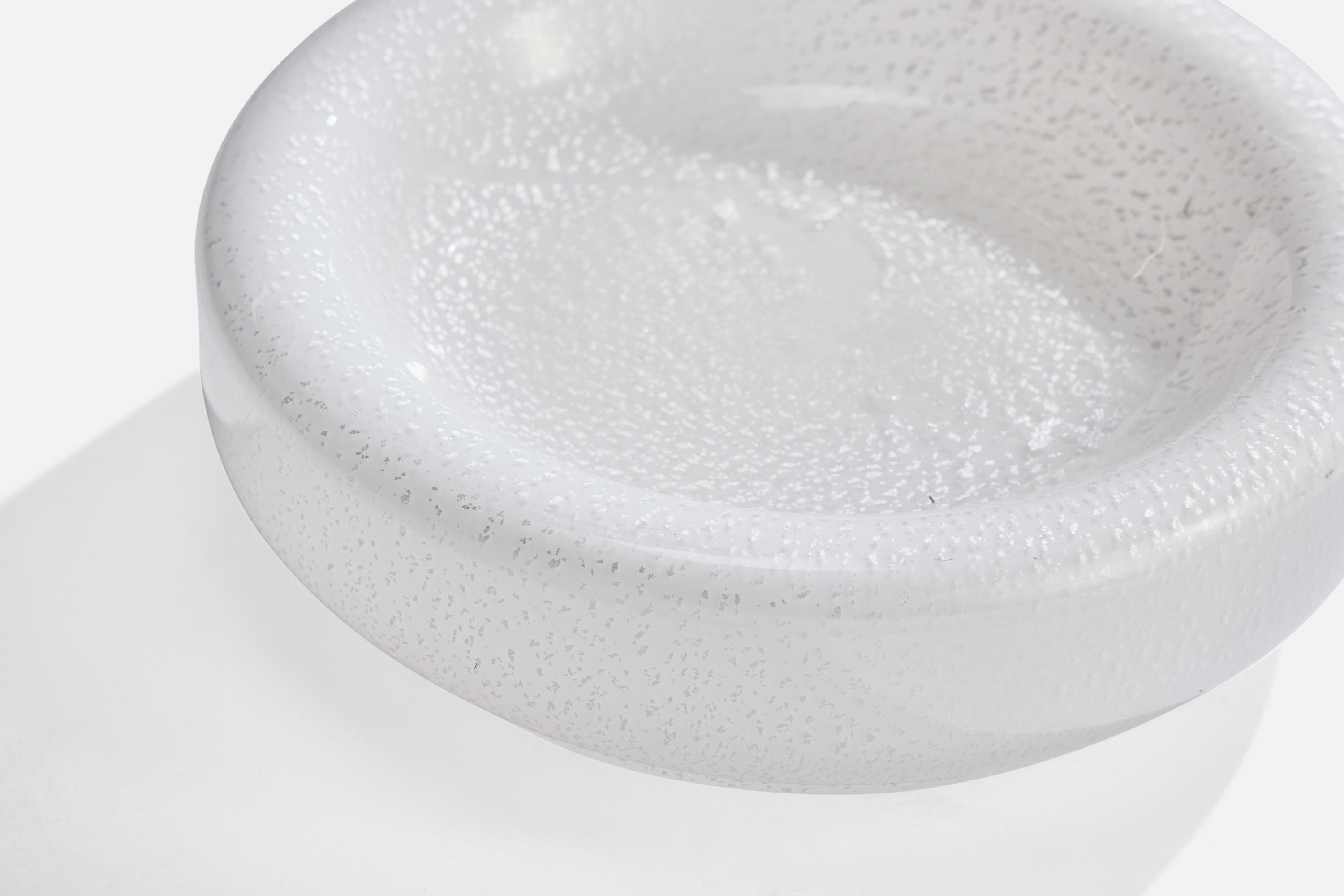 Italian Designer, Dish, Glass, Italy, 1970s For Sale 1