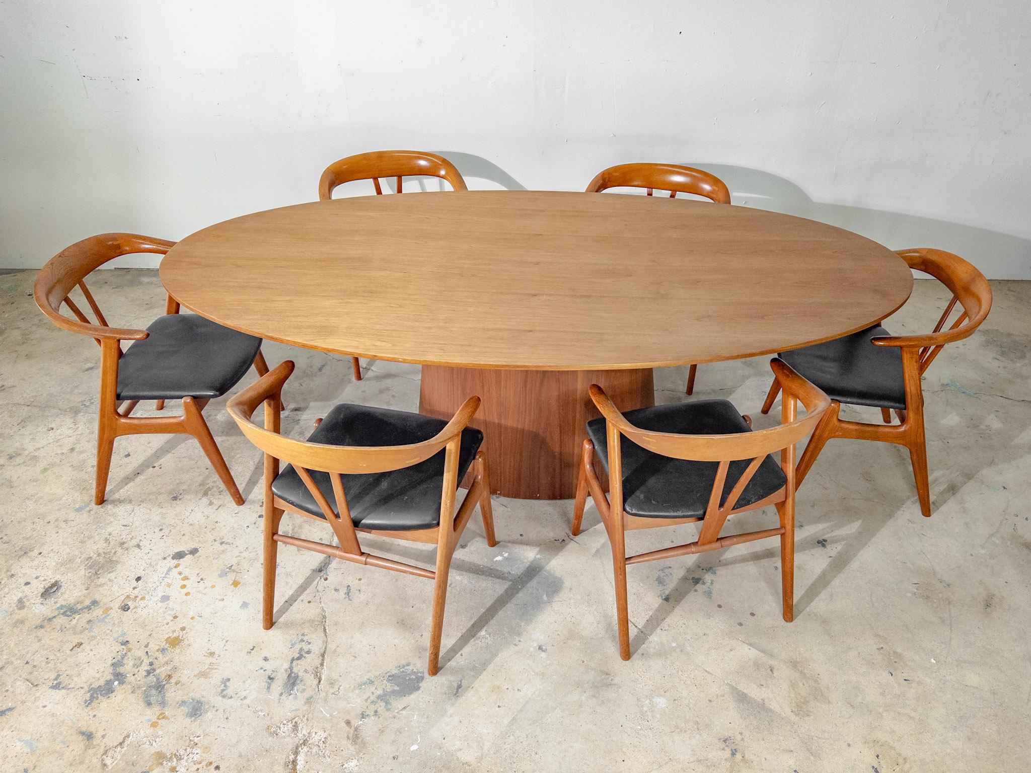 Table de salle à manger moderne 1013 par Angel Cerda en vente 7
