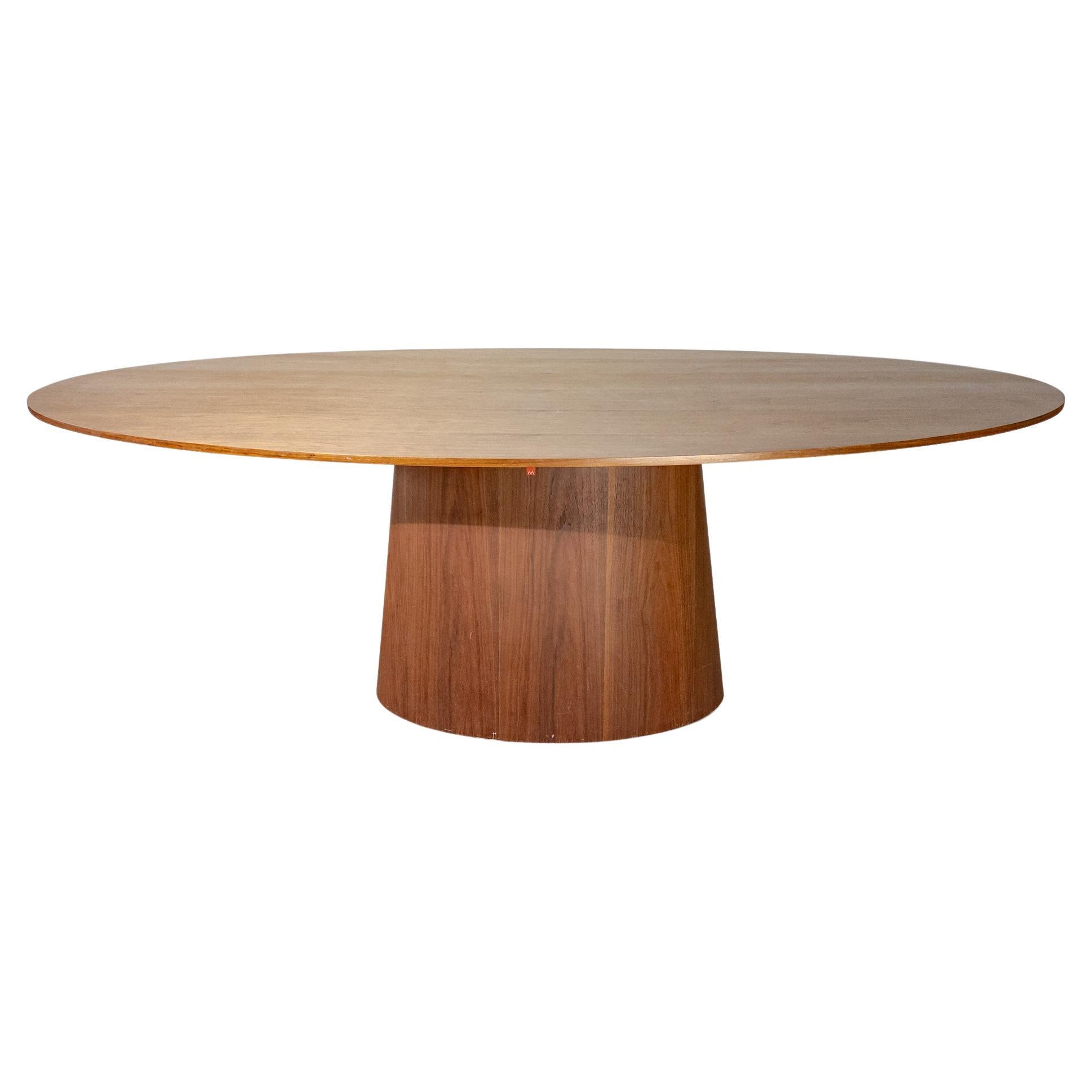 Modern 1013 Dining Table by Angel Cerda'