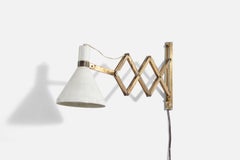 Italian Designer, Extendable / Scissor Wall Light, Brass, Metal, Italy, 1950s