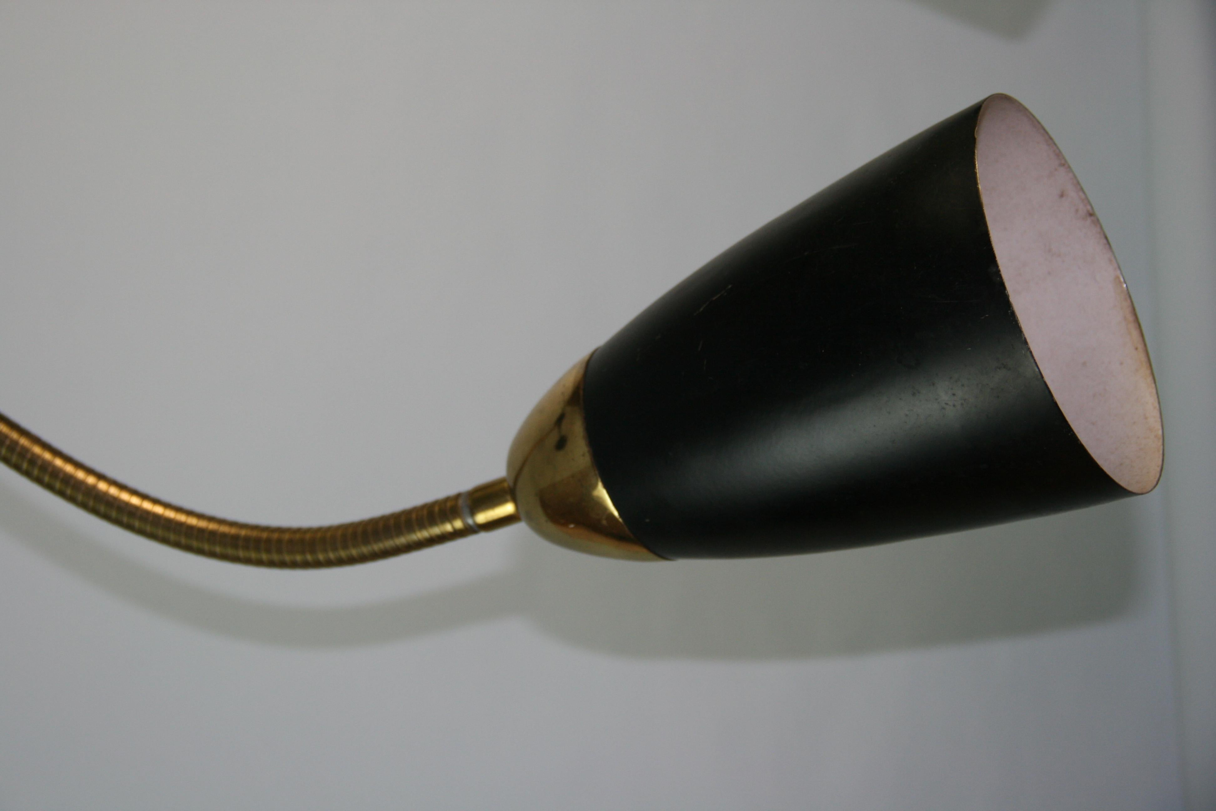Italian Designer Flexible Arm Brass and Metal Floor Lamp 1950's For Sale 6