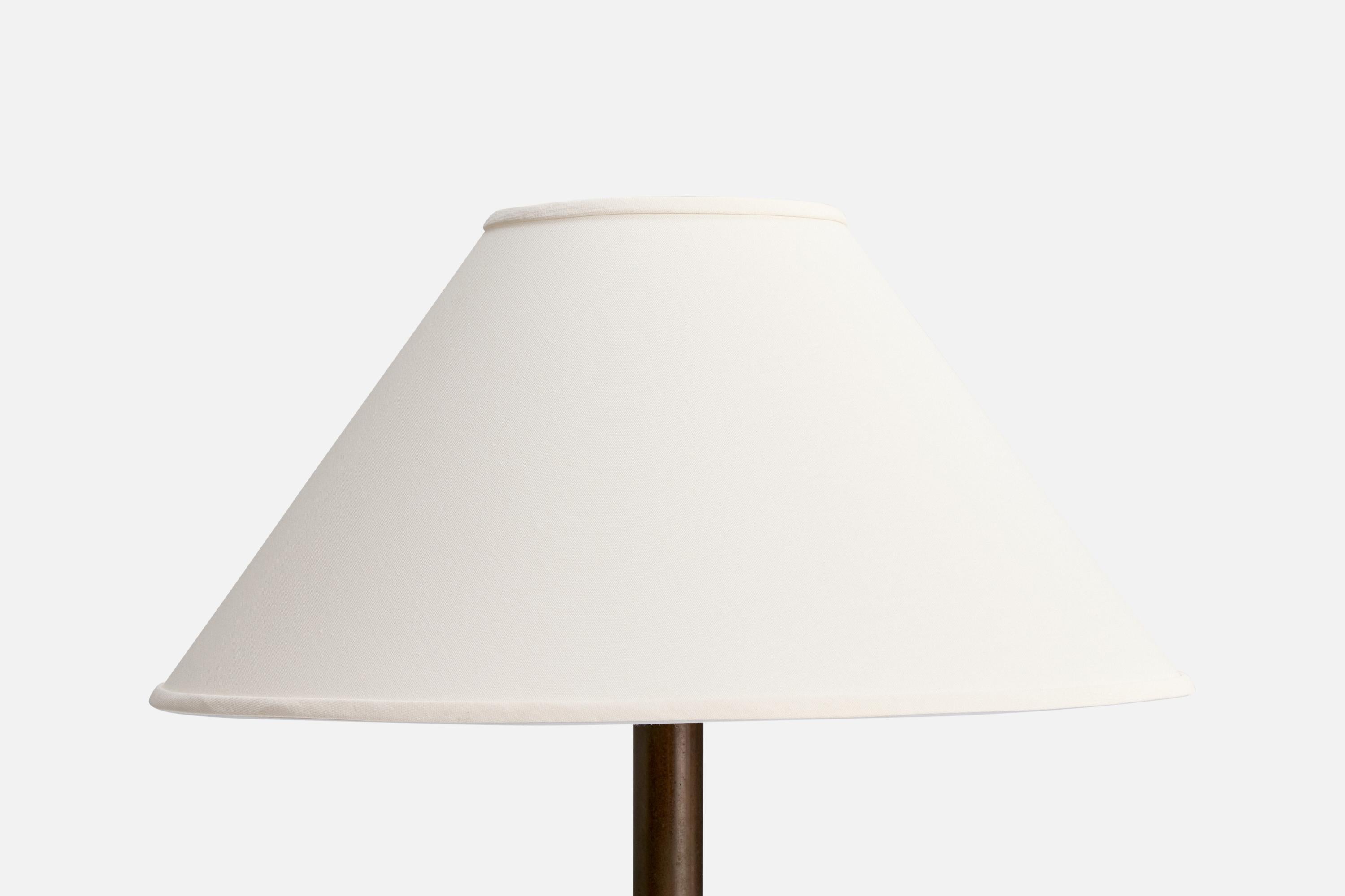Italian Designer, Floor Lamp, Brass, Fabric, Italy, 1940s In Good Condition For Sale In High Point, NC