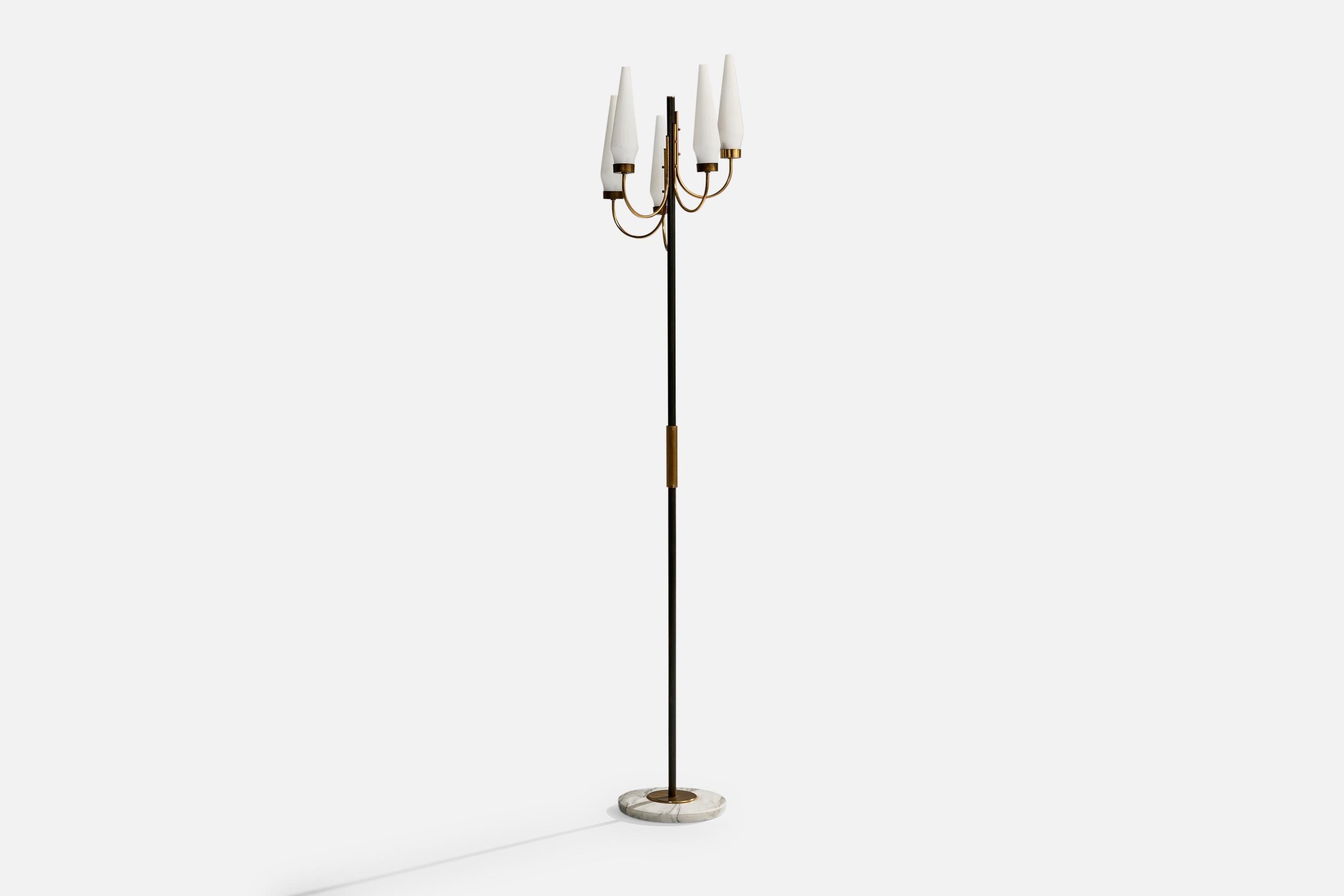 A brass, black-lacquered metal and white opaline glass floor lamp designed and produced in Italy, c. 1950s.

Moderate oxidation to brass arms and metal neck.

Dimensions of Lamp with Shade (inches): 73“ H x 14“ Diameter

Bulb Specifications: E-14