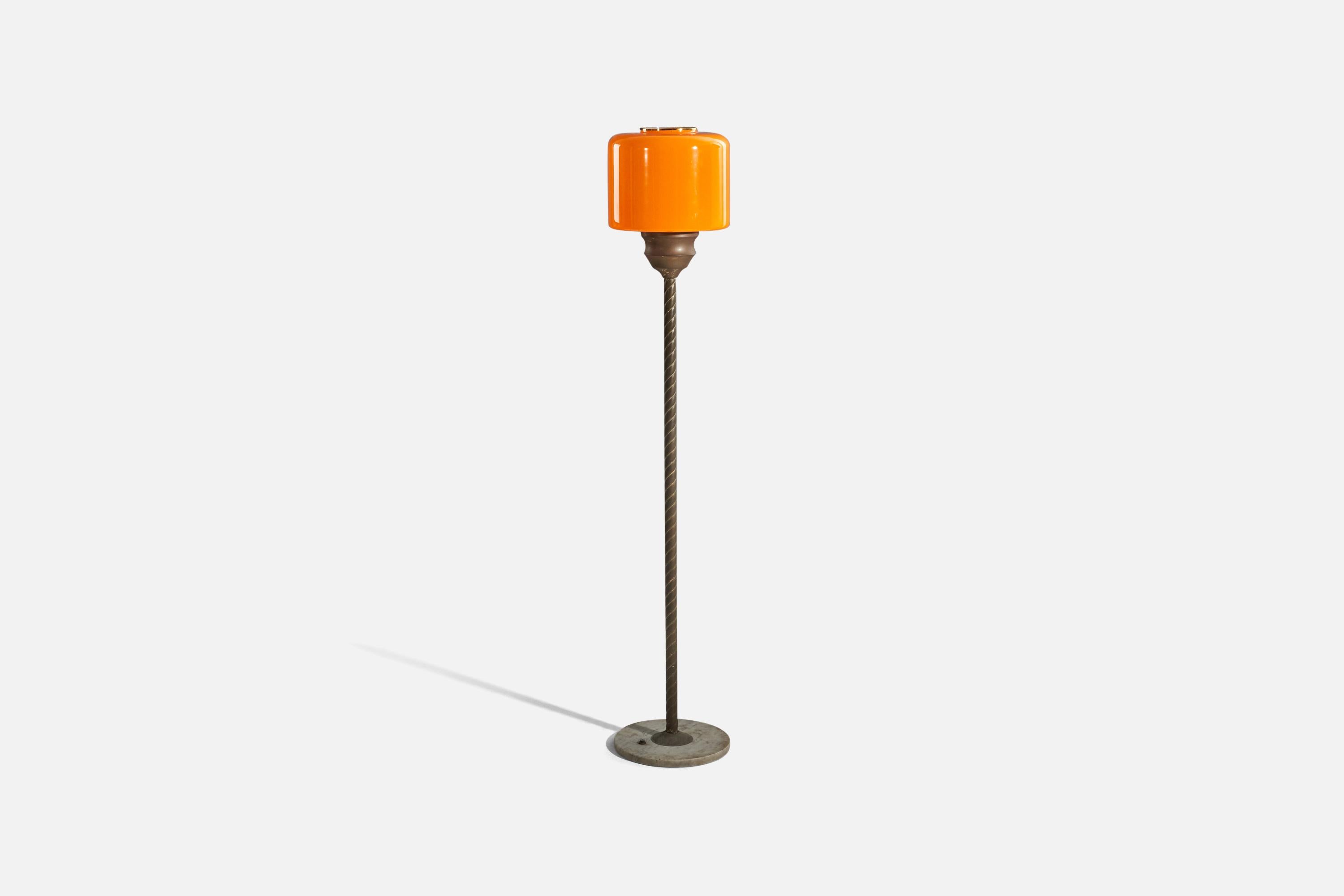A brass, orange glass and marble adjustable floor lamp designed and produced in Italy, 1940s.

Socket takes standard E-26 medium base bulb.
There is no maximum wattage stated on the fixture.