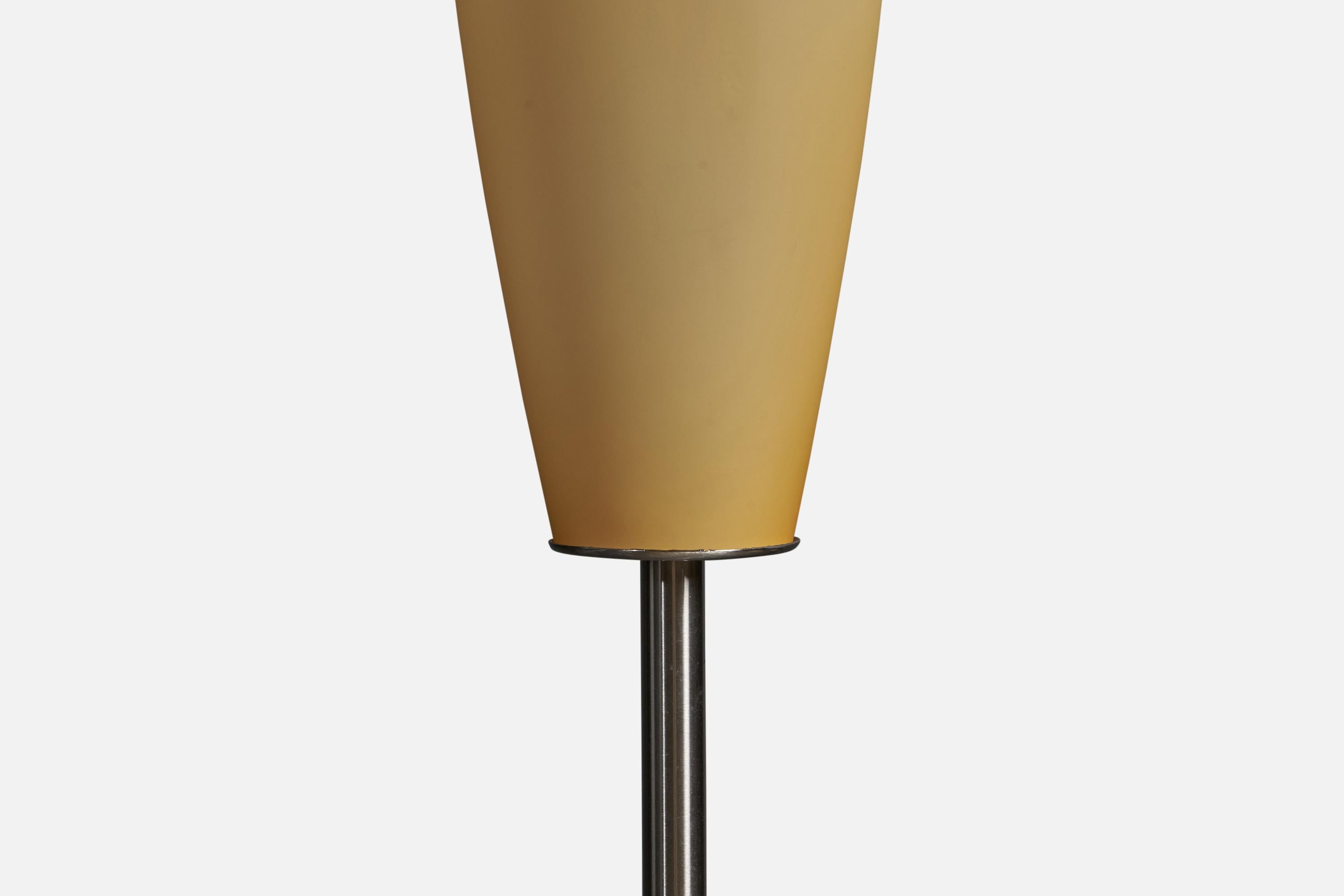 Italian Designer, Floor Lamp, Steel, Glass, Italy, 1980s In Good Condition For Sale In High Point, NC