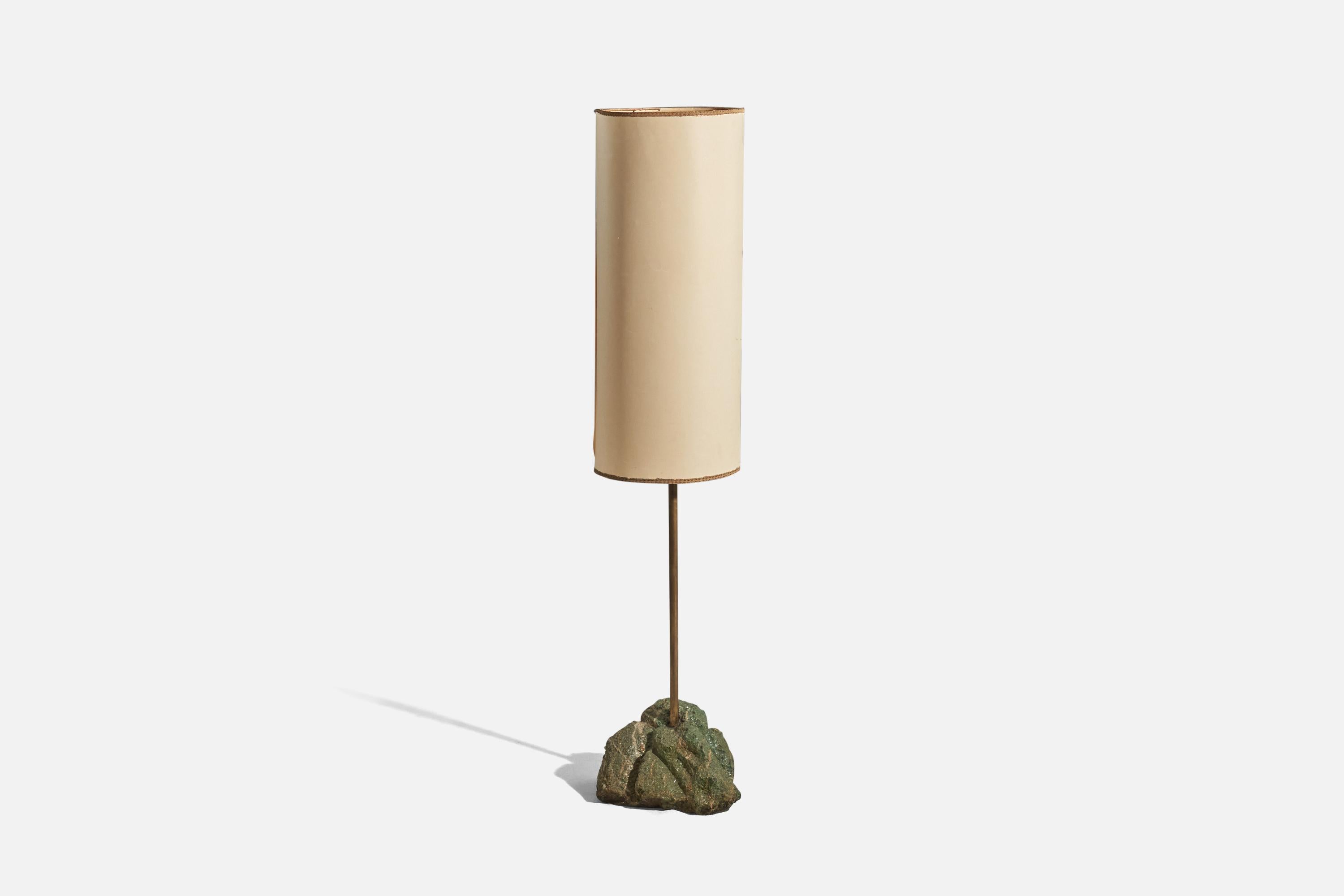 A stone, brass and paper floor lamp designed and produced in Italy, c. 1950s.

Sold with Lampshade. 
Stated dimensions refer to the Floor Lamp with the Shade.

Socket takes standard E-26 medium base bulb.
There is no maximum wattage stated on