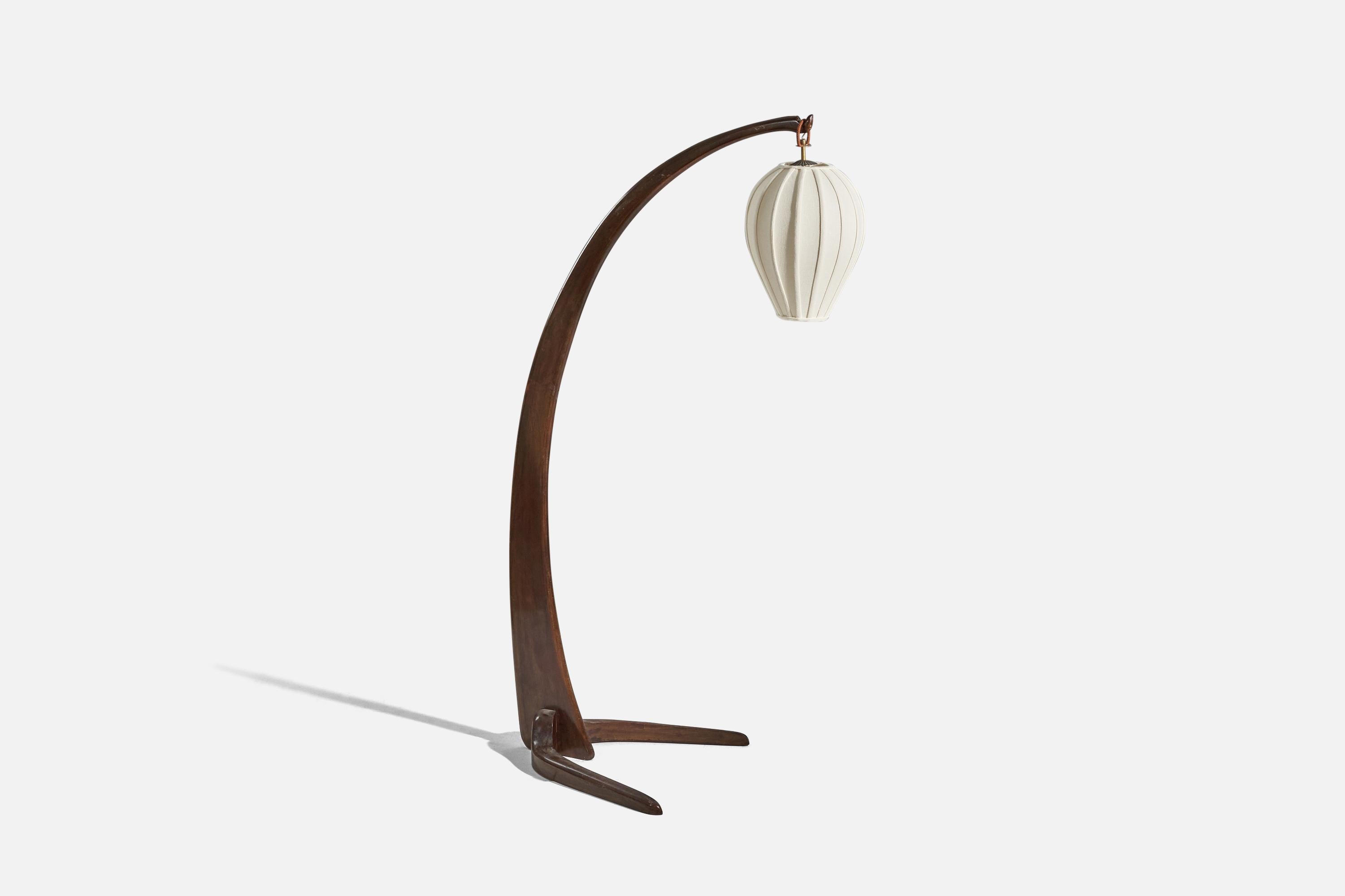A walnut and fabric floor lamp designed and produced in Italy, 1940s.

Sold with lampshade. 
Stated dimensions refer to the floor lamp with the shade.