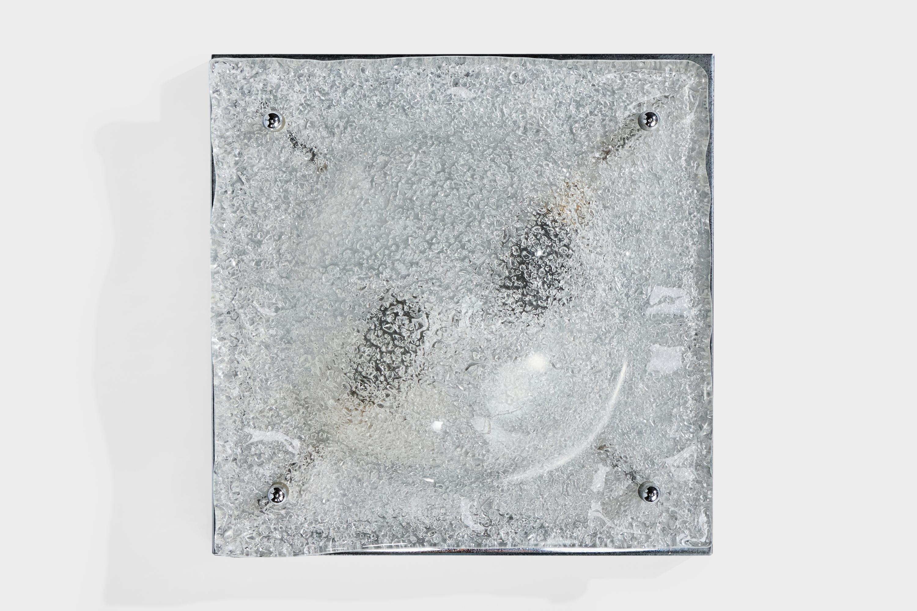 Milieu du XXe siècle Designer italien, affleurant, verre, chrome, Italie, années 1960 en vente