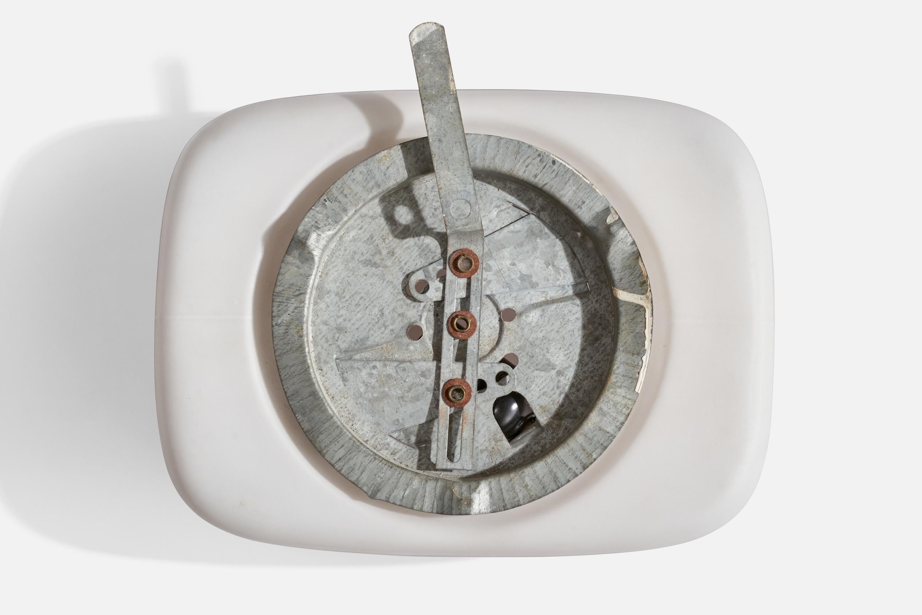 Metà XX secolo Designer italiano, montatura ad incasso, vetro, metallo, Italia, anni '60 in vendita