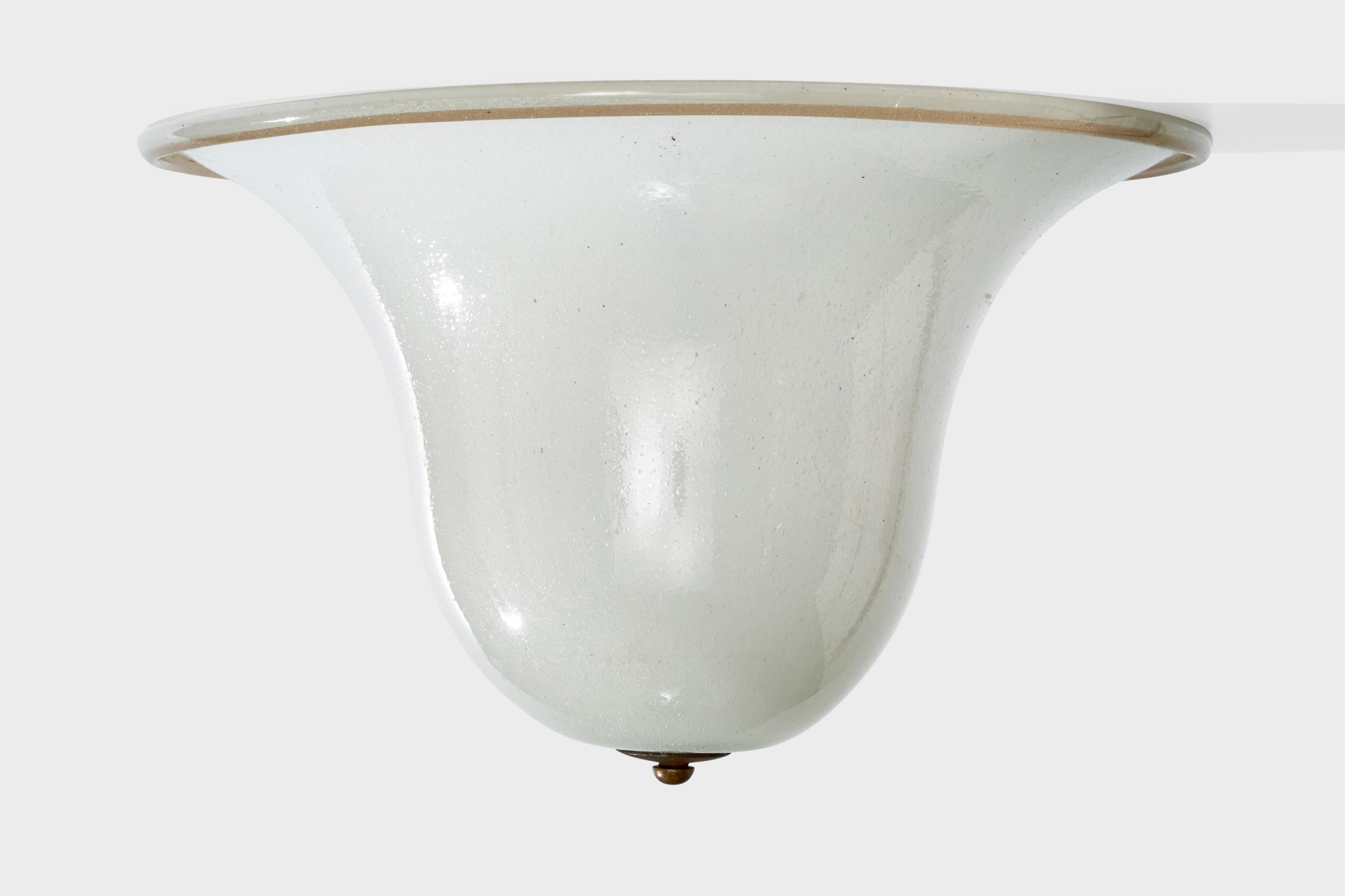 italien Design/One, affleurant, verre Pulegoso, laiton, Italie, années 1940 en vente