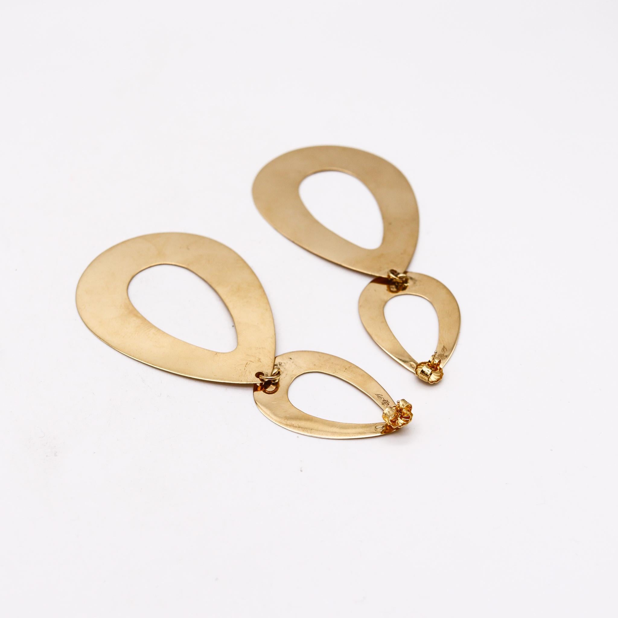 Italienische geometrische Freiform-Tropfen-Ohrringe der italienischen Designerin aus 18 Karat Gelbgold (Modernistisch) im Angebot