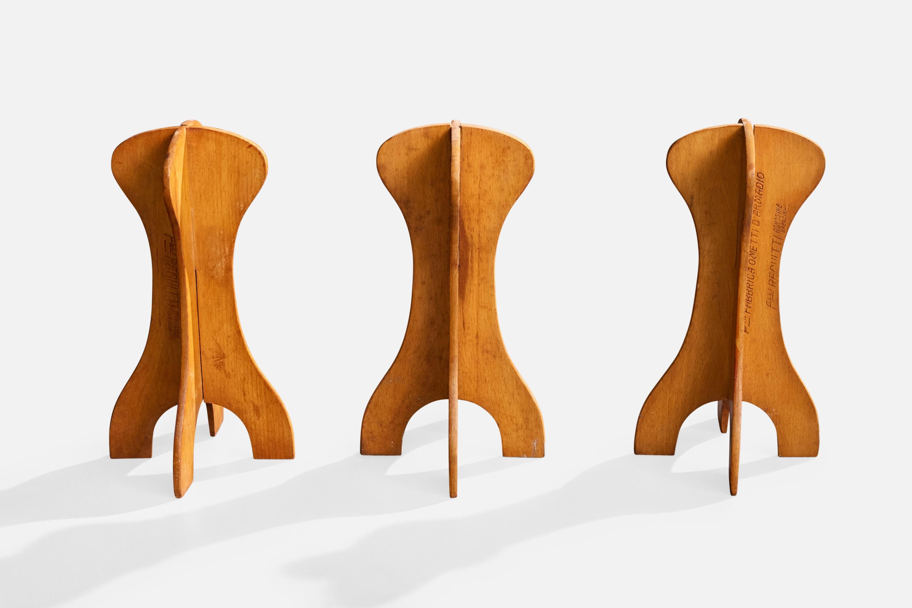 Italienischer Designer, Hutständer, Holz, Italien, 1940er Jahre (Moderne der Mitte des Jahrhunderts) im Angebot
