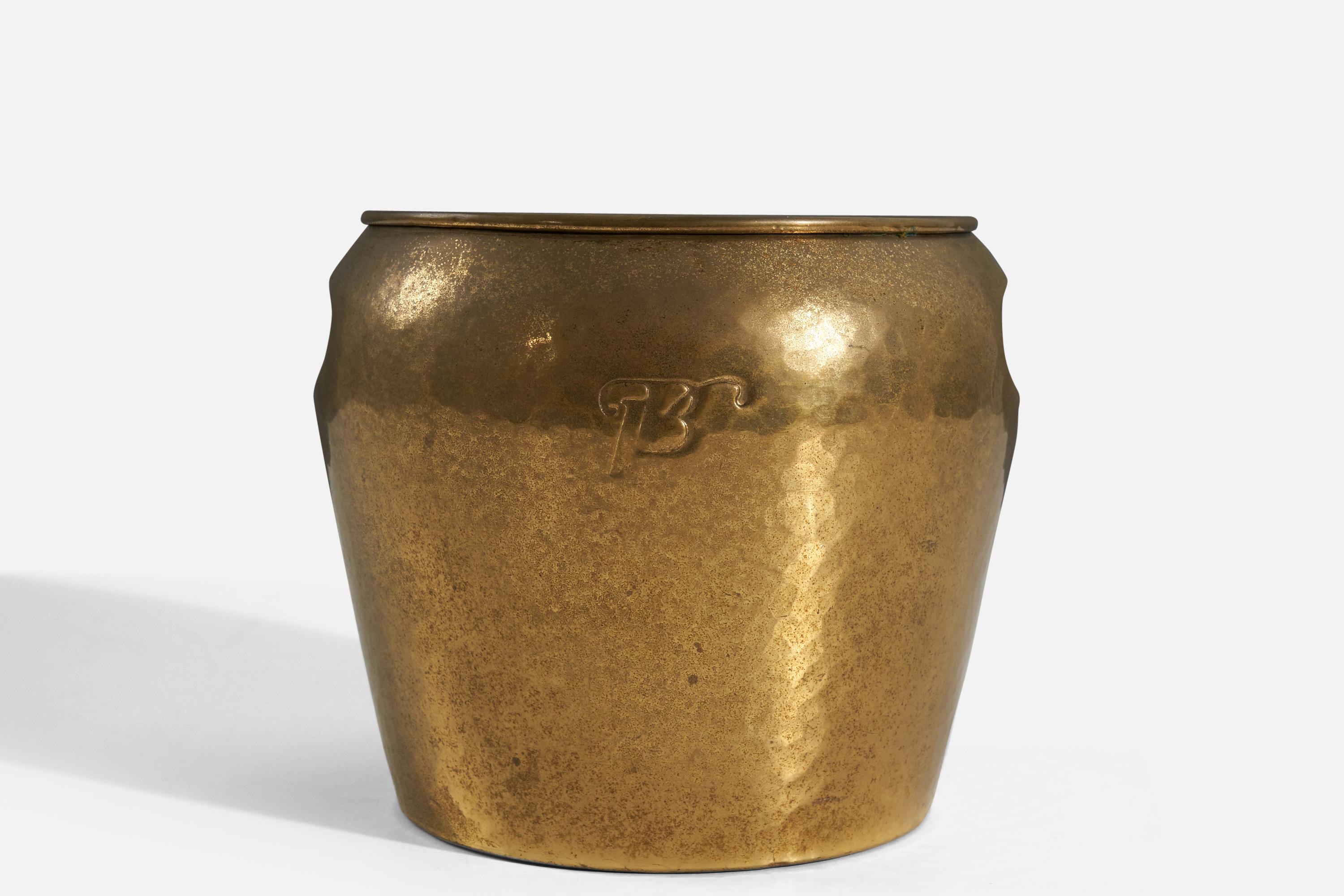 Mid-20th Century Italian Designer, Ice Bucket, Brass, Italy, 1940s For Sale