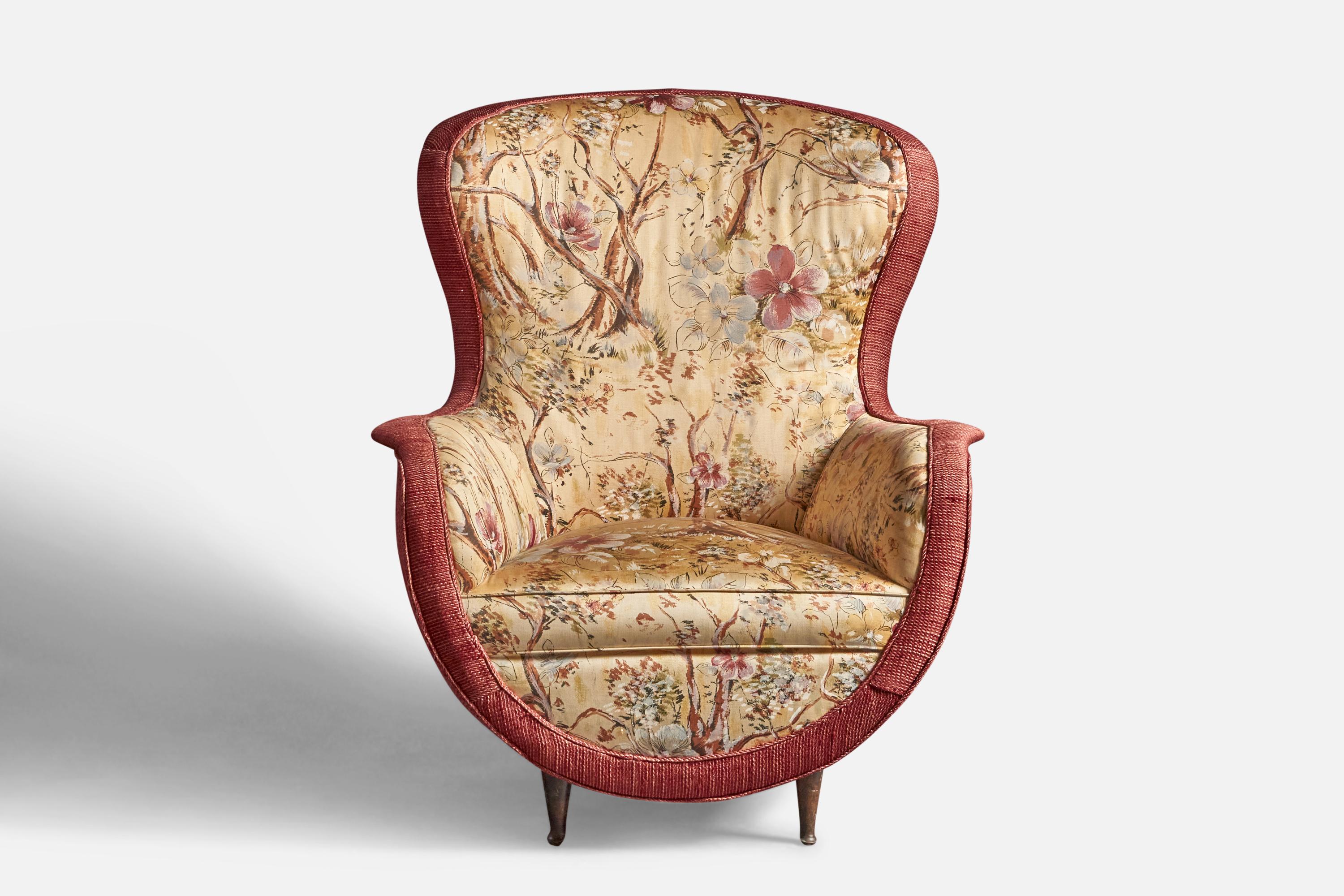 Mid-Century Modern Italian Designer, Lounge Chair, Fabric, Wood, Italy, 1940s For Sale