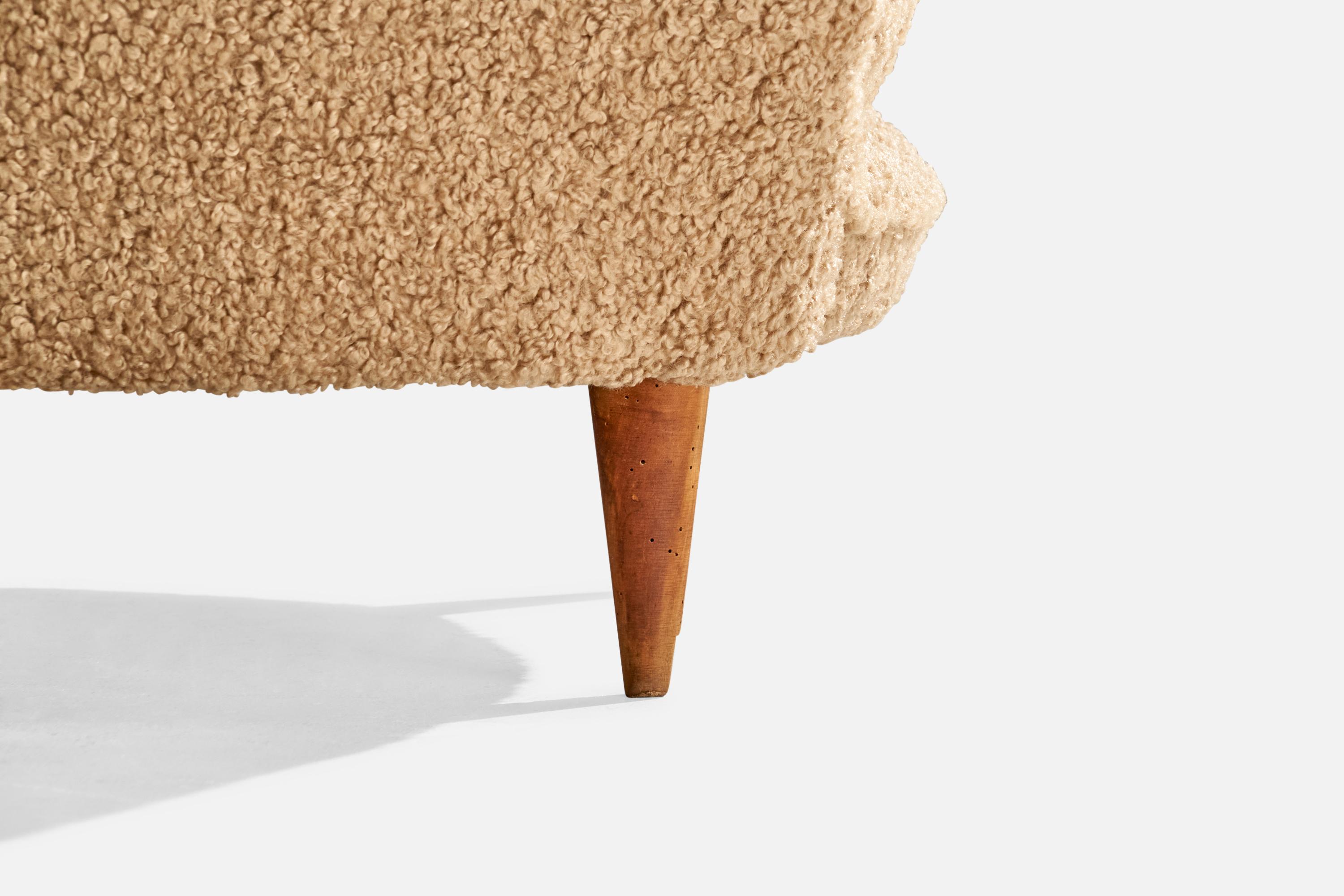 Organic Modern Italian Designer, Lounge Chair, Fabric, Wood, Italy, 1940s For Sale