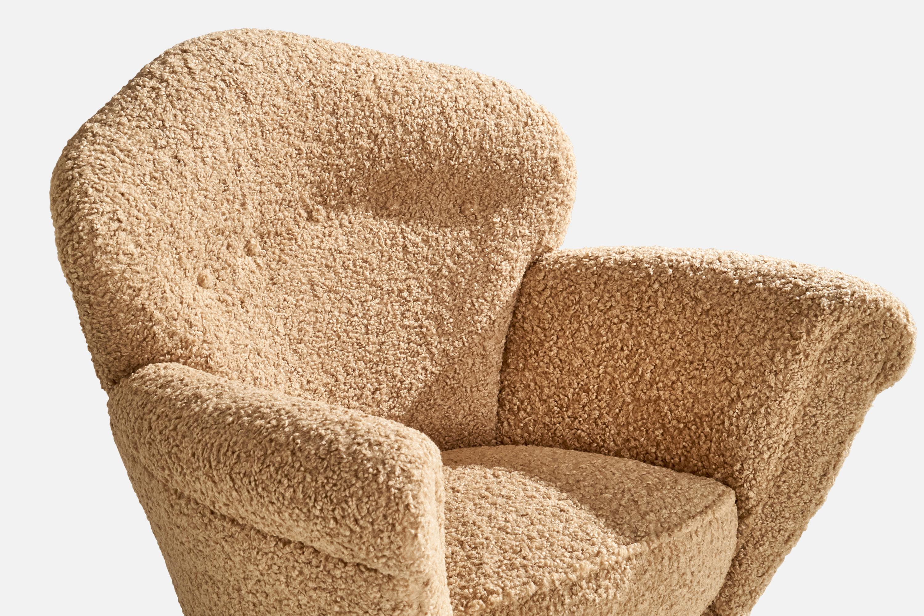 Italian Designer, Lounge Chair, Fabric, Wood, Italy, 1940s For Sale 3