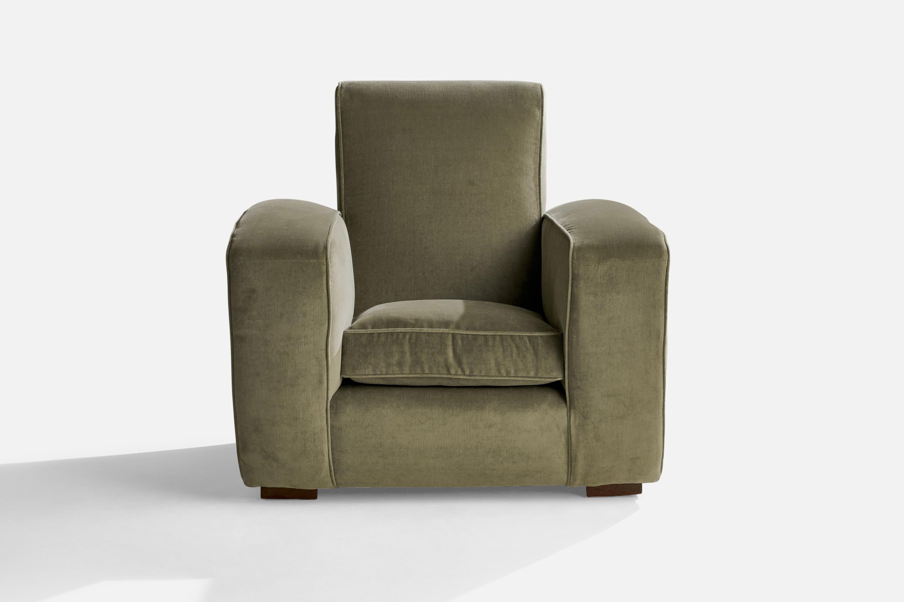 Art Deco Italian Designer, Lounge Chair, Velvet, Walnut, Italy, 1930s For Sale