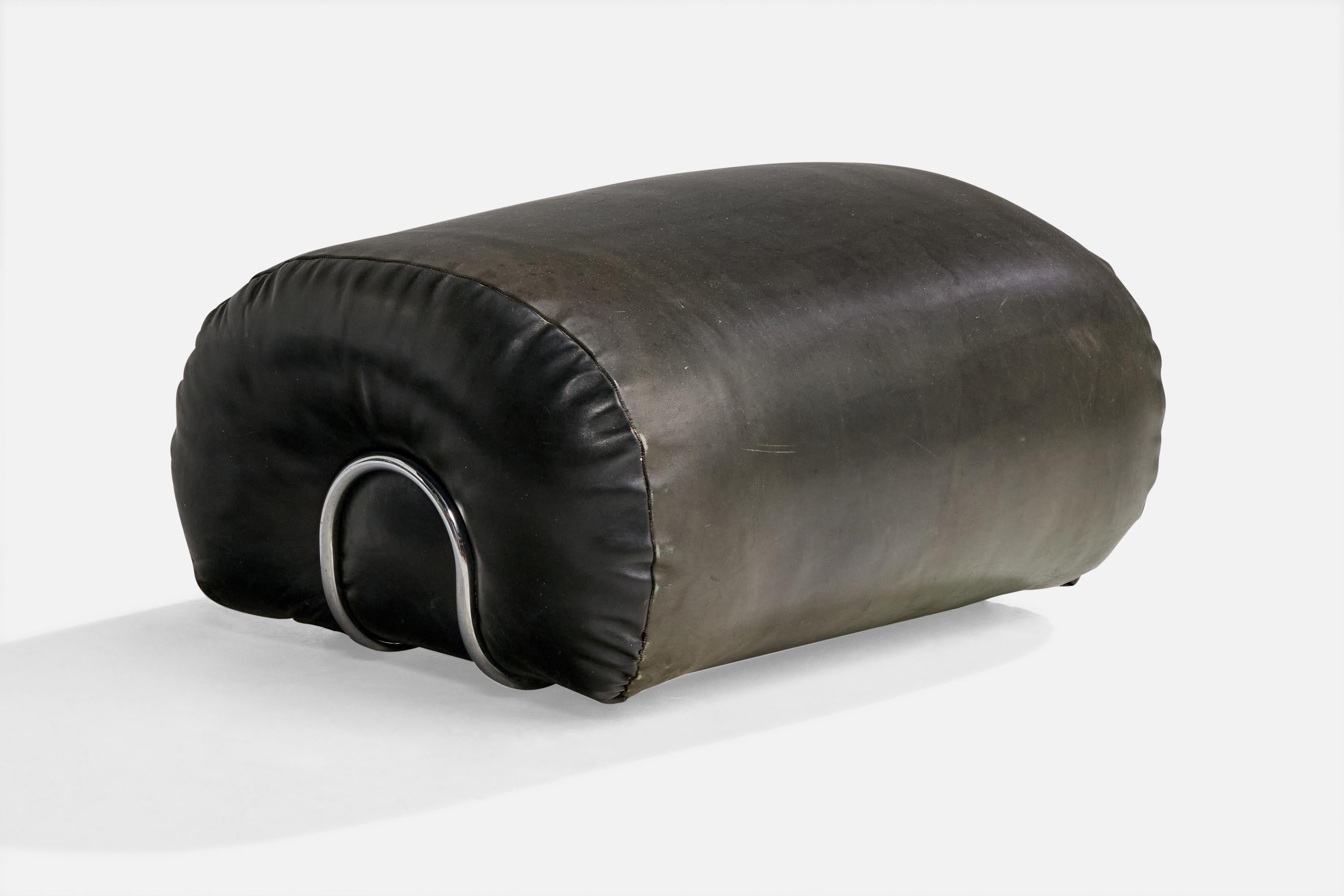 Italian Designer, Lounge Chair with Ottoman, Leatherette, Steel, Italy, 1970s For Sale 3
