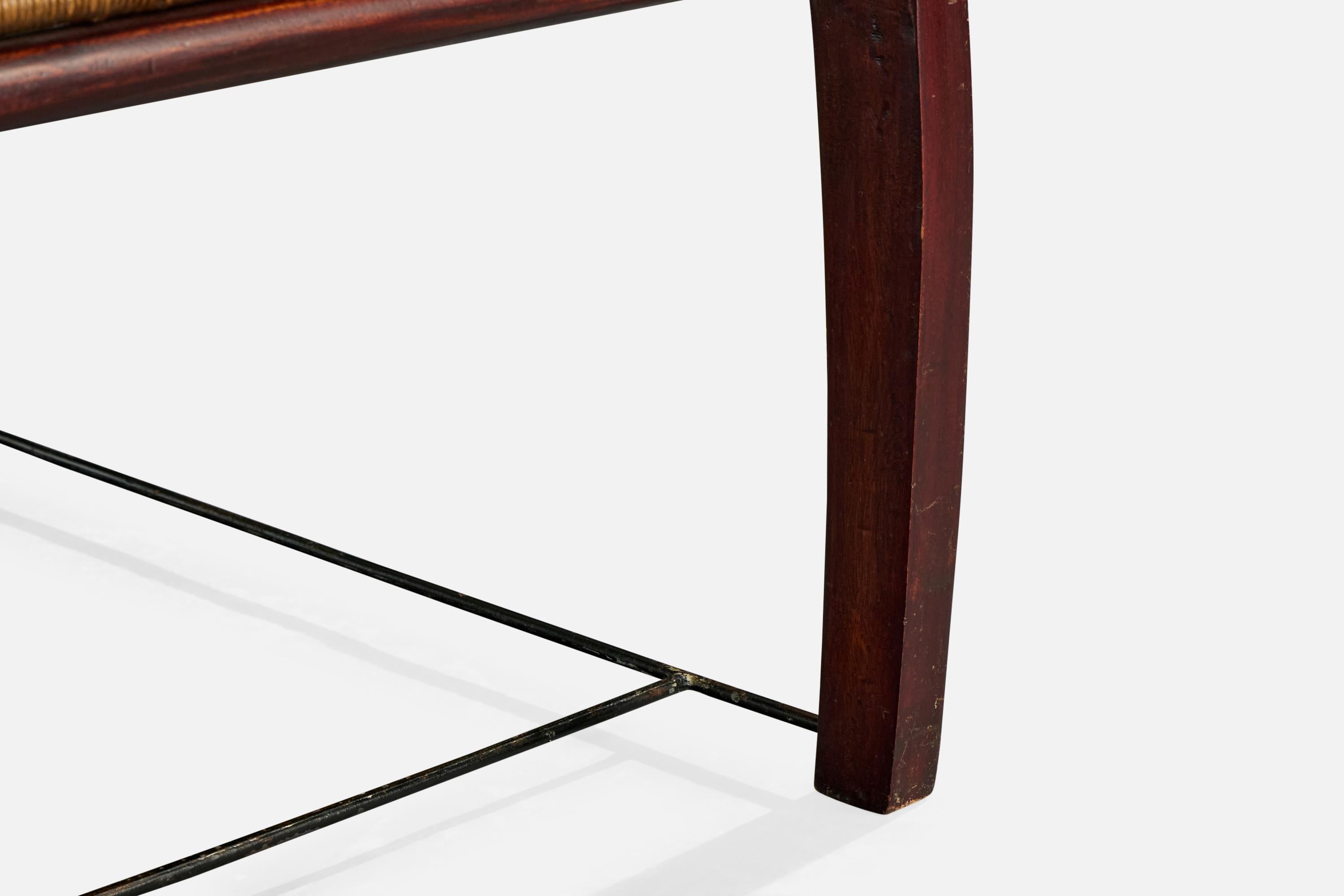 Chaise longue avec pouf de designer italien, Wood, rotin, fer, Italie, années 1950 en vente 7