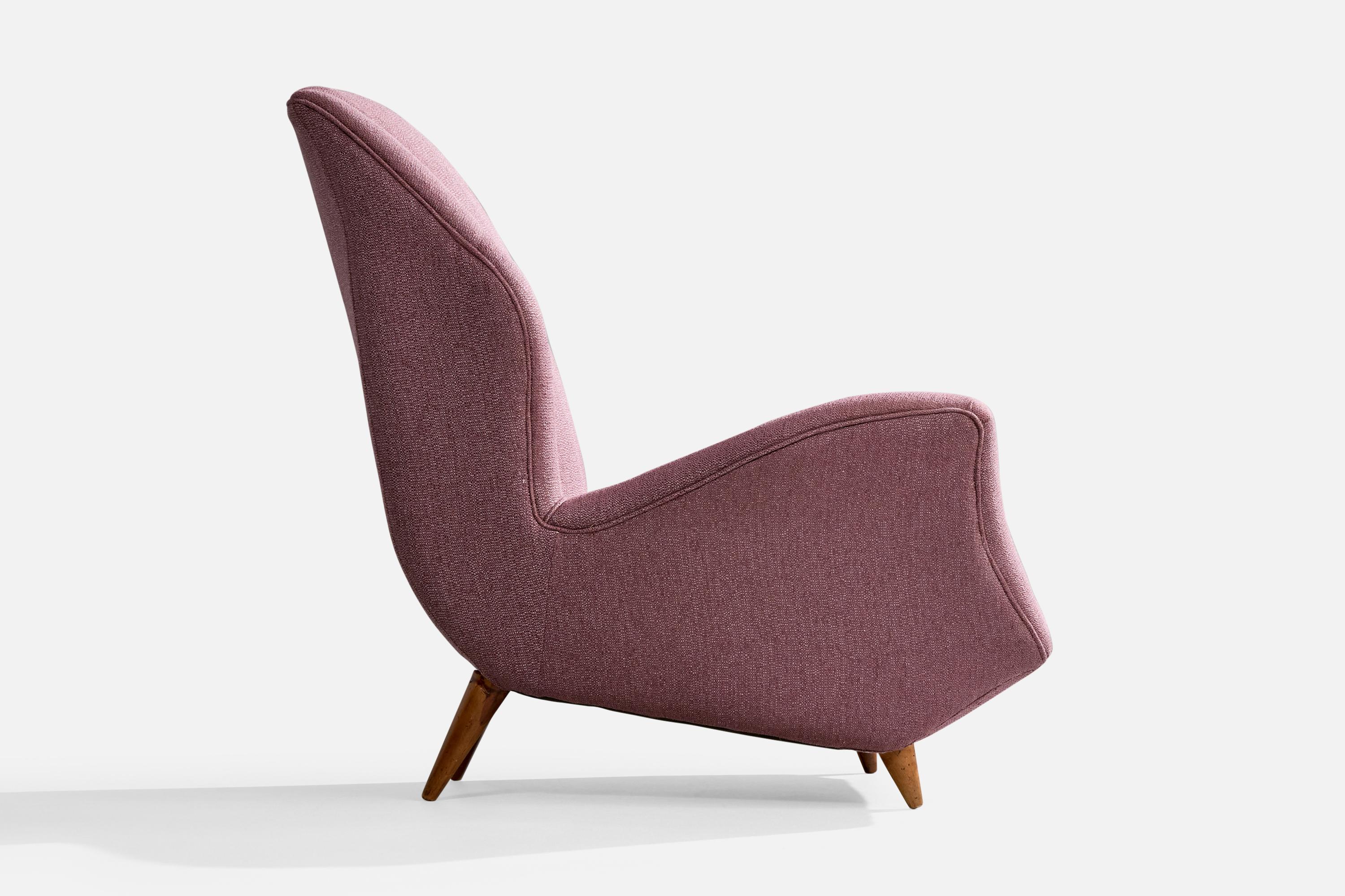 Tissu Designer italien, fauteuil de salon, bois, tissu, Italie, années 1950 en vente