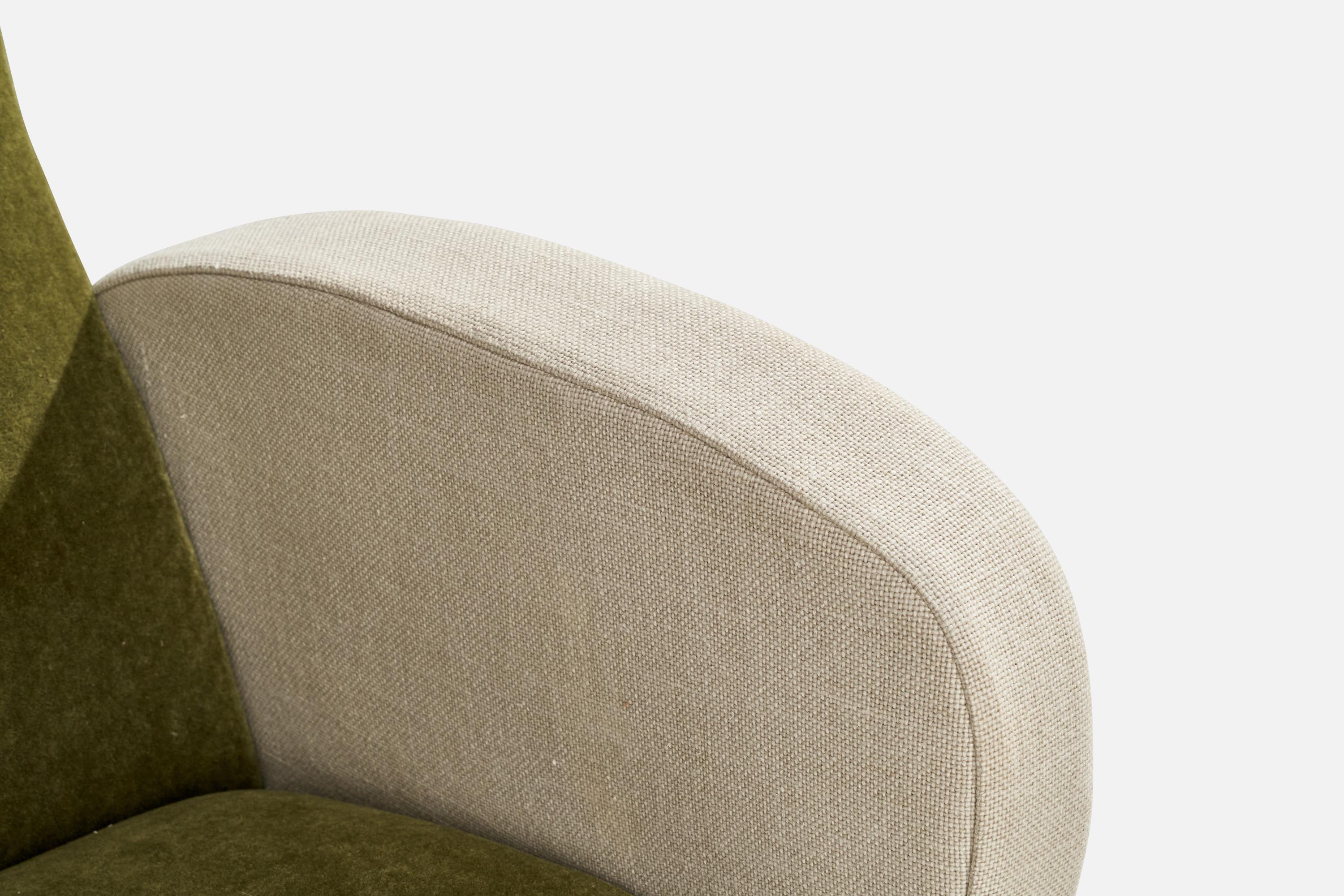 Sedie da salotto di design italiano, Fabrice, Mohair, Noce, Italia, anni '50 in vendita 3