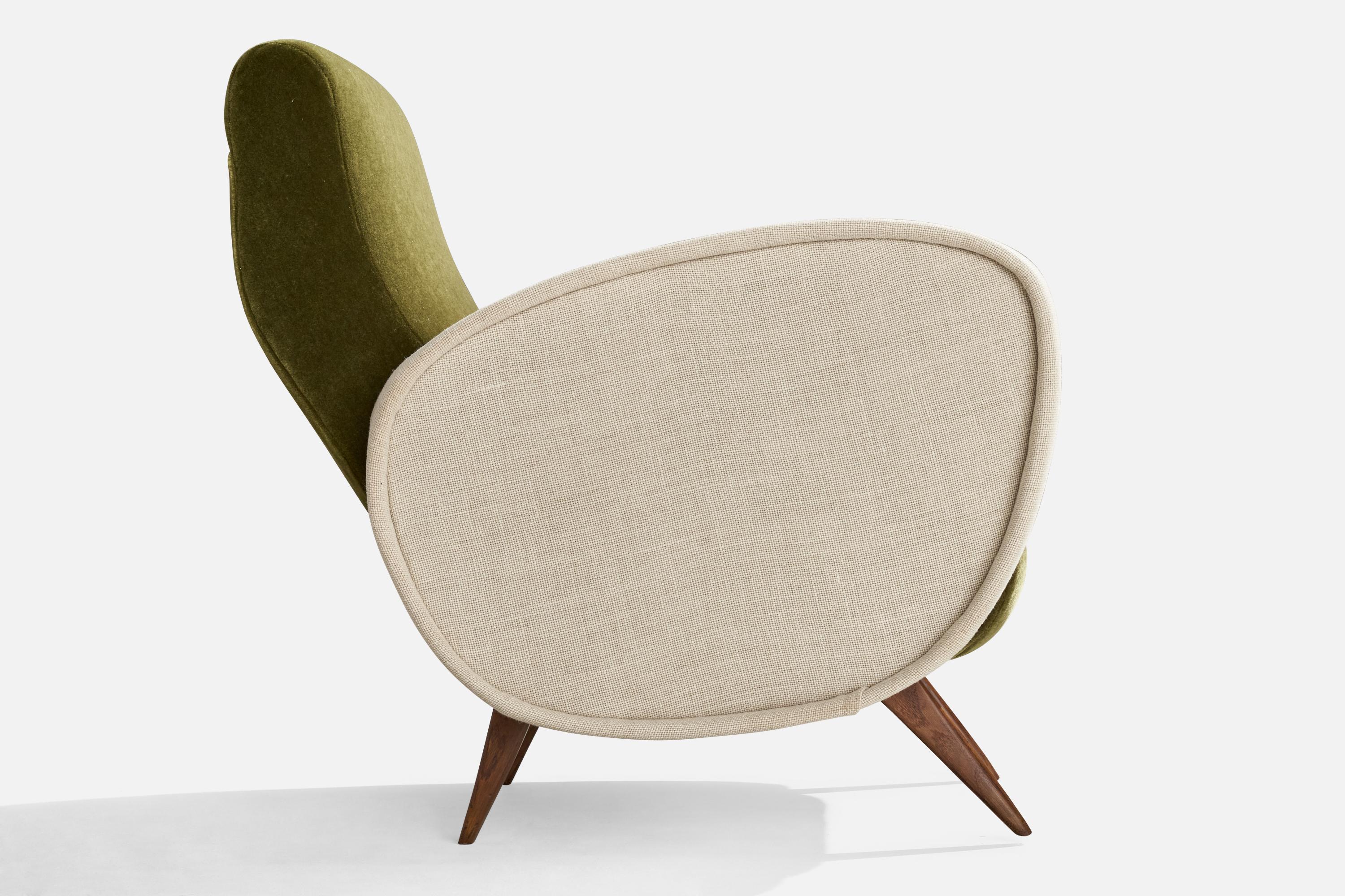 Sedie da salotto di design italiano, Fabrice, Mohair, Noce, Italia, anni '50 in vendita 1