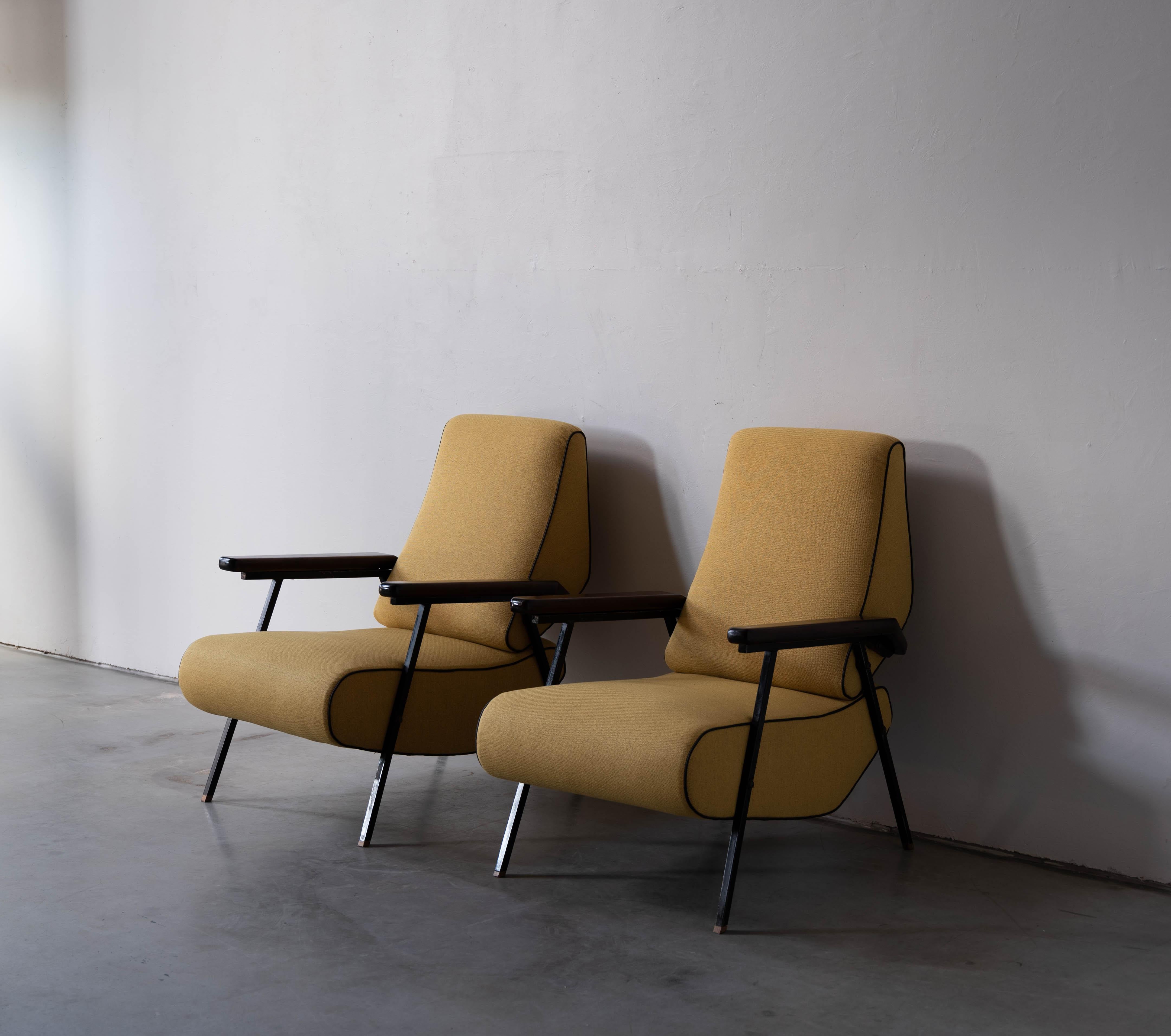 Organic Modern Italian Designer, Lounge Chairs, Metal, Wood, Fabric Italy, 1940s