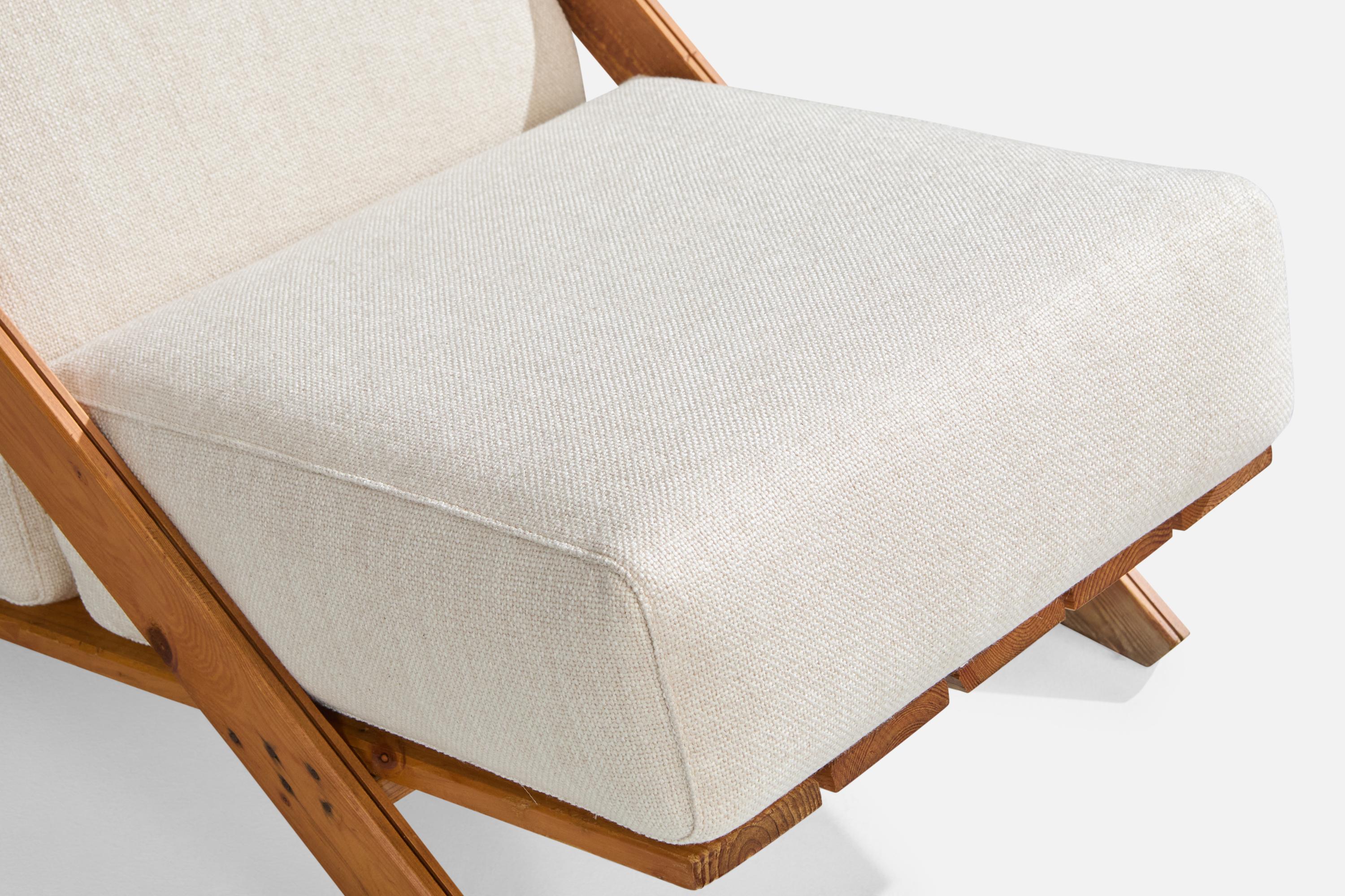 Italian Designer, Lounge Chairs, Pine, Fabric, Italy, 1970s For Sale 5