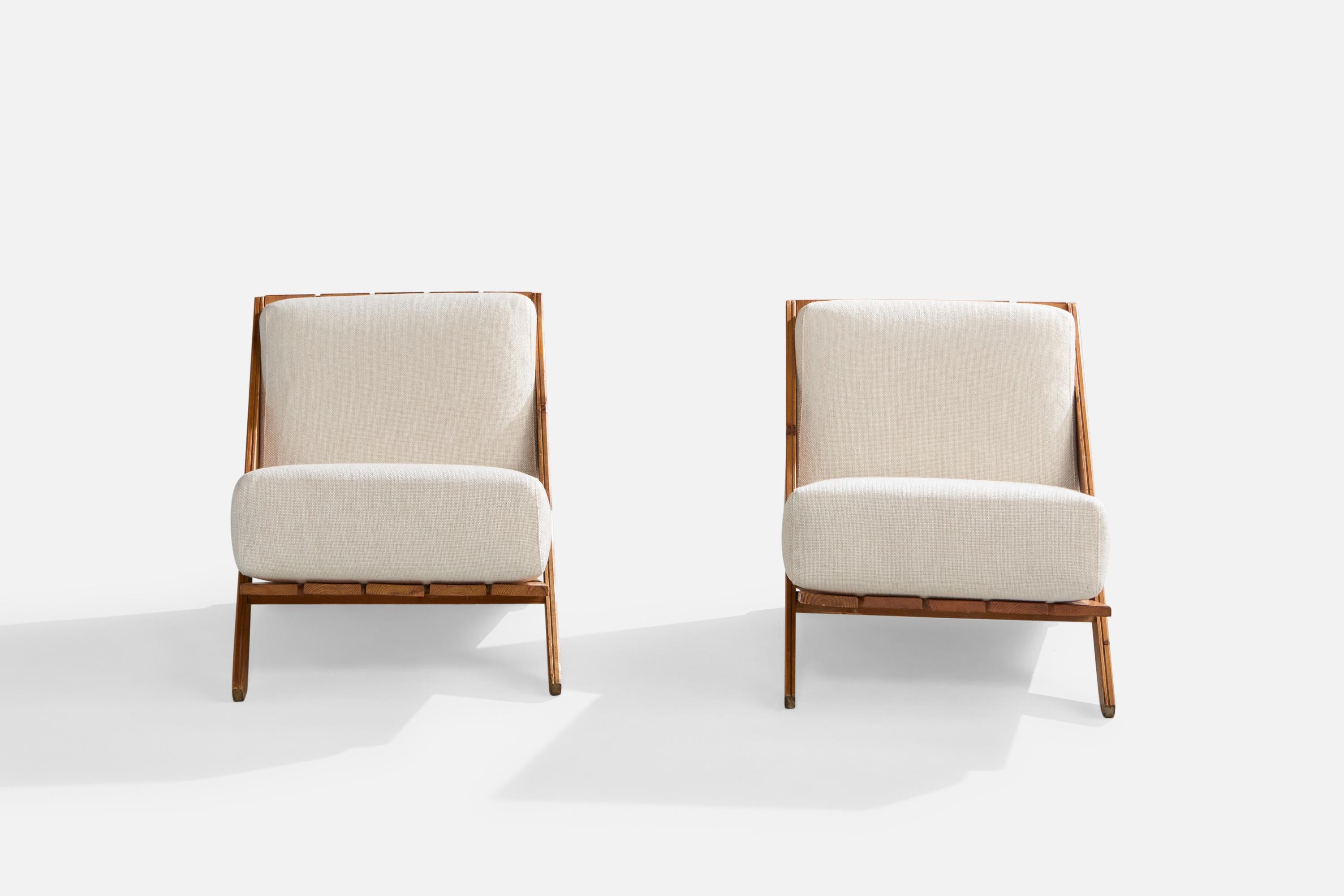 Mid-Century Modern Italian Designer, Lounge Chairs, Pine, Fabric, Italy, 1970s