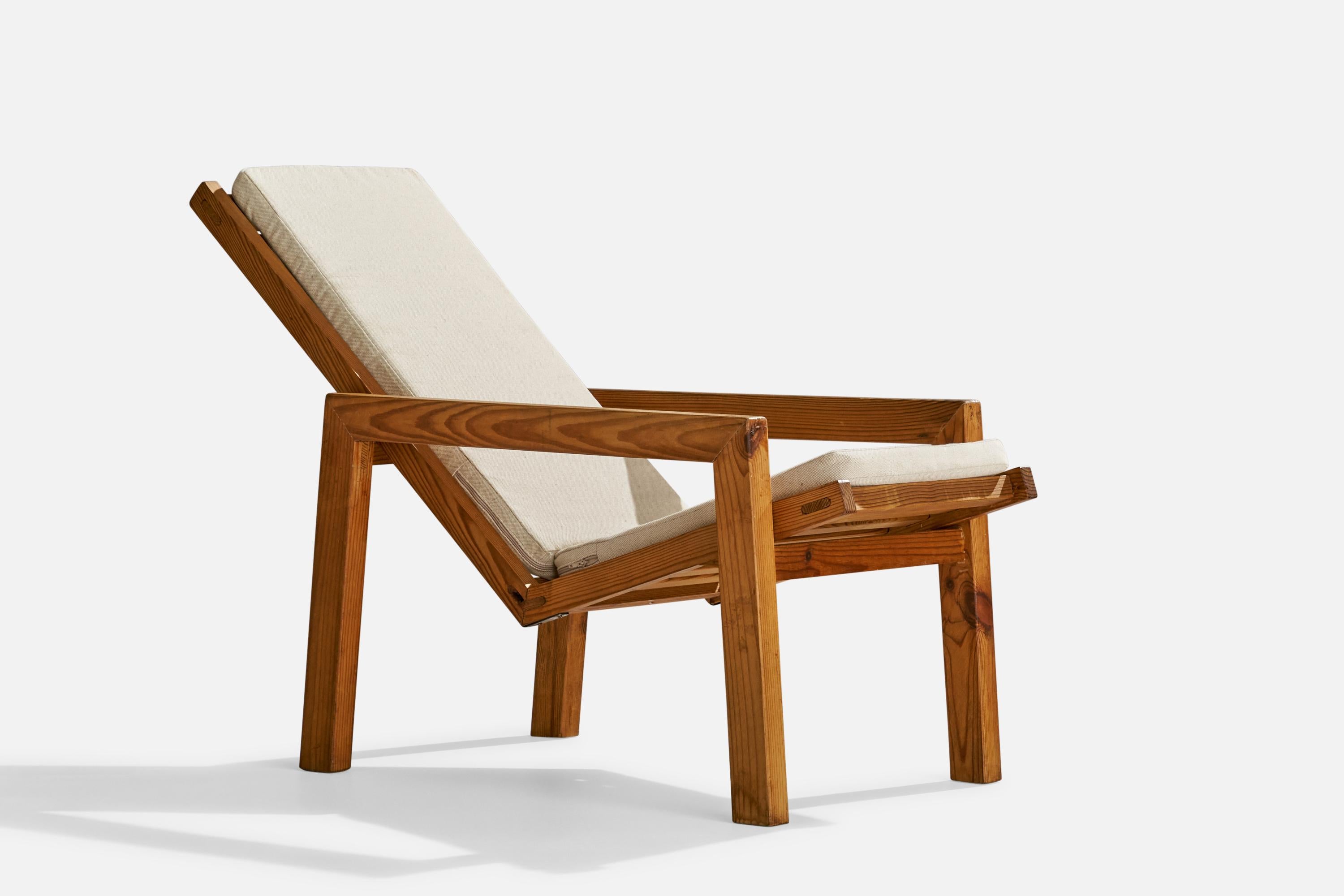 Designer italien, fauteuils de salon, pin, tissu, Italie, 1970 en vente 4