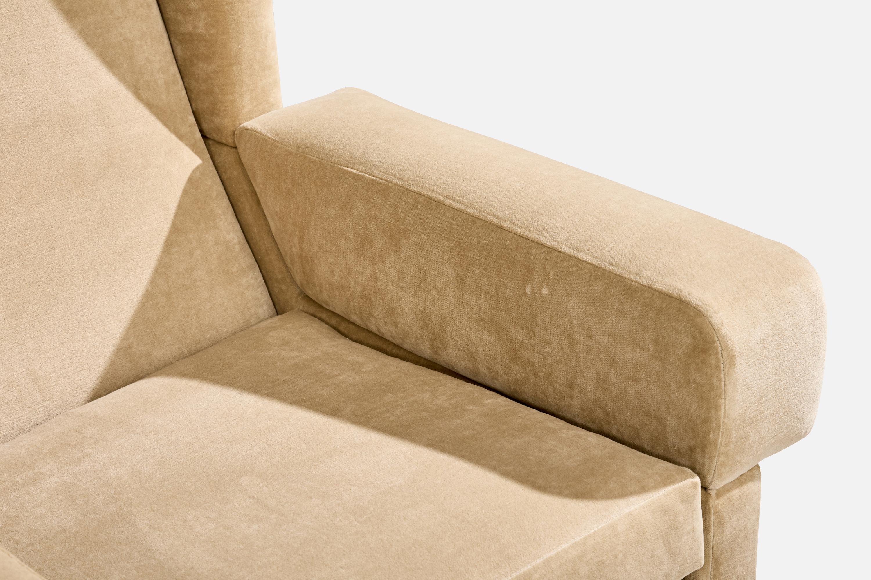 Italian Designer, Lounge Chairs, Velvet, Wood, Italy, 1950s en vente 3