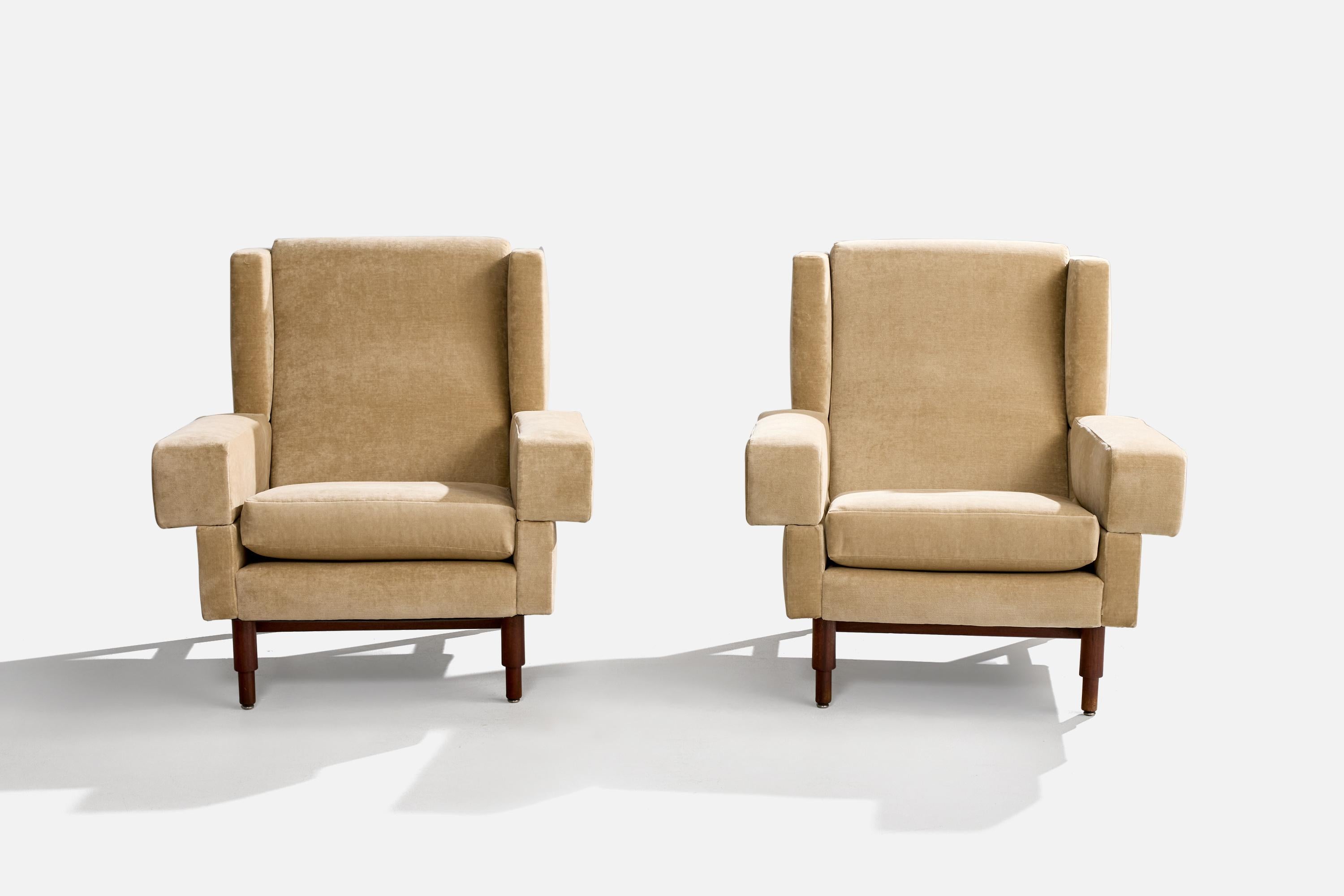 italien Italian Designer, Lounge Chairs, Velvet, Wood, Italy, 1950s en vente