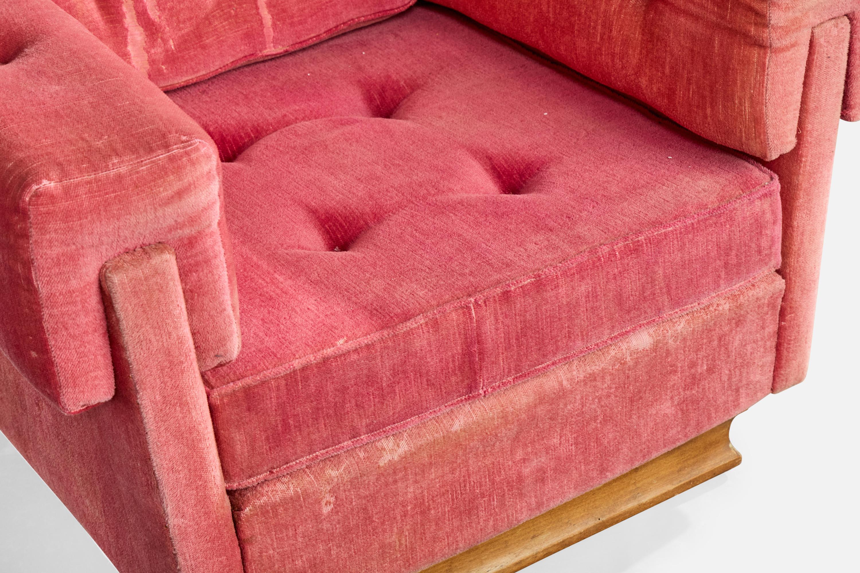 Designer italien, fauteuils de salon, velours, bois, Italie, années 1960 en vente 5