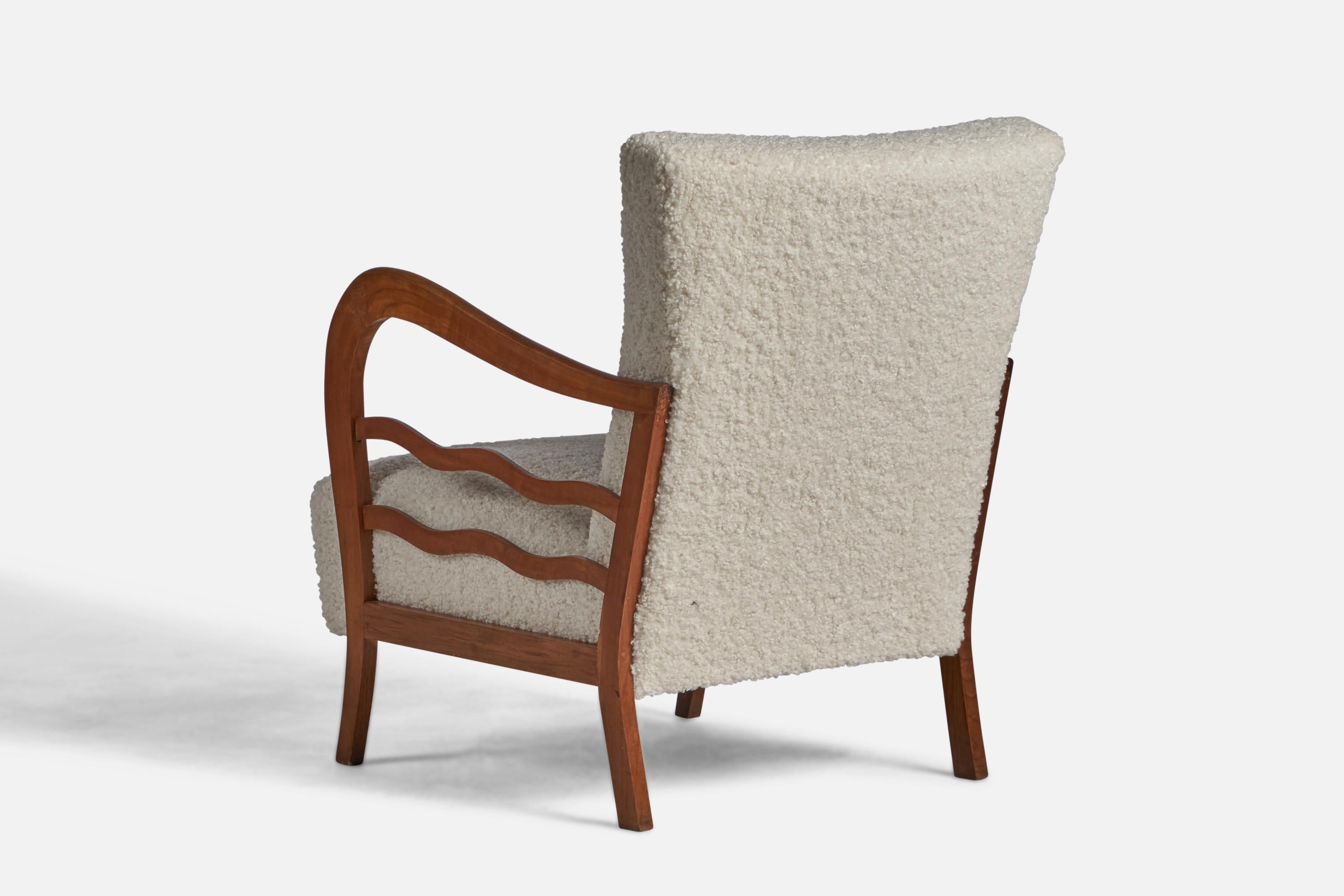 Mid-20th Century Italian Designer, Lounge Chairs, Walnut, Fabric, Italy, 1940s